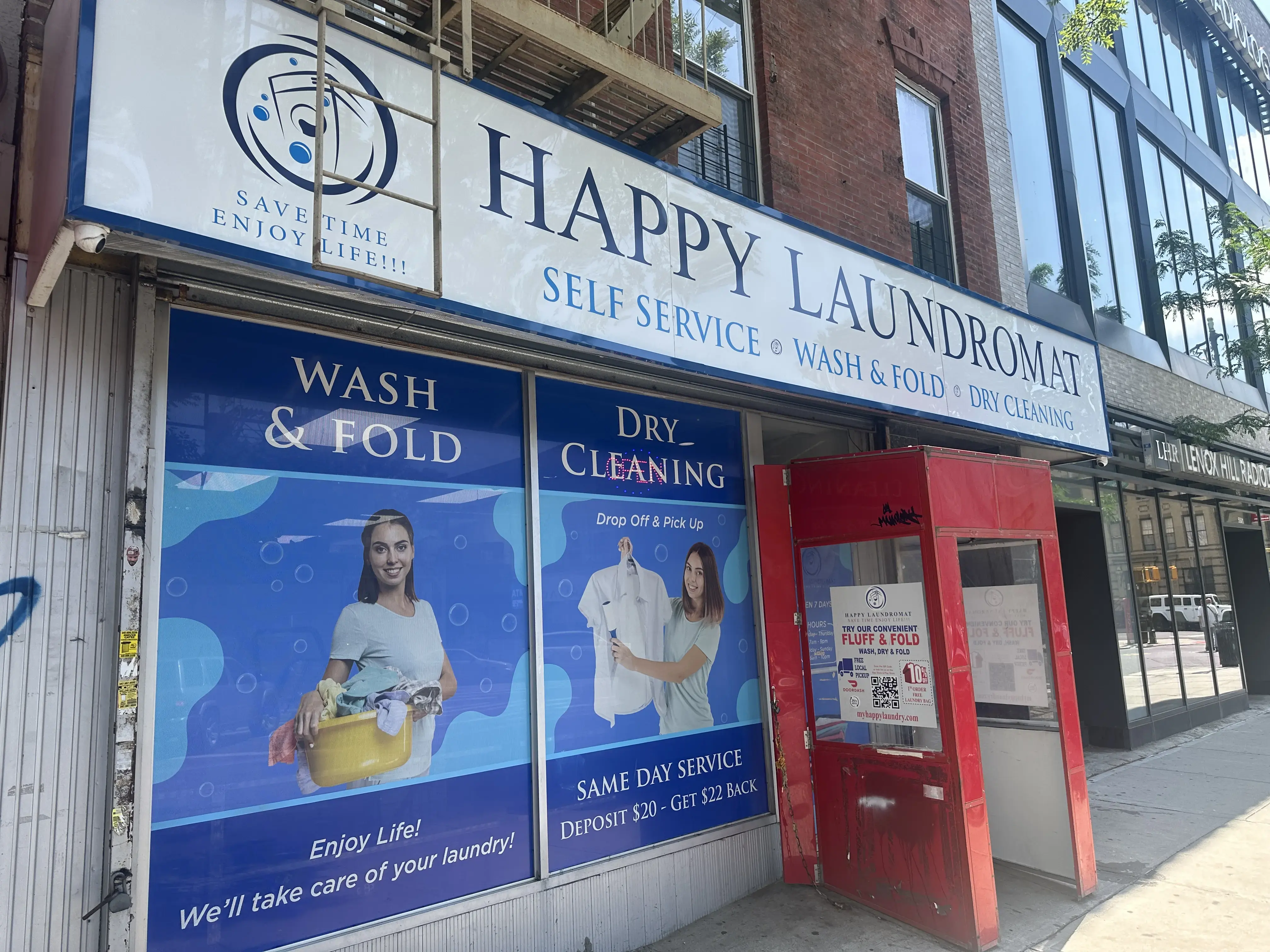Happy Laundromat - Image 6