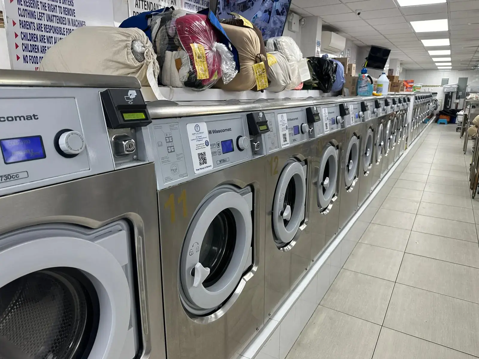 Happy Laundromat thumbnail 5