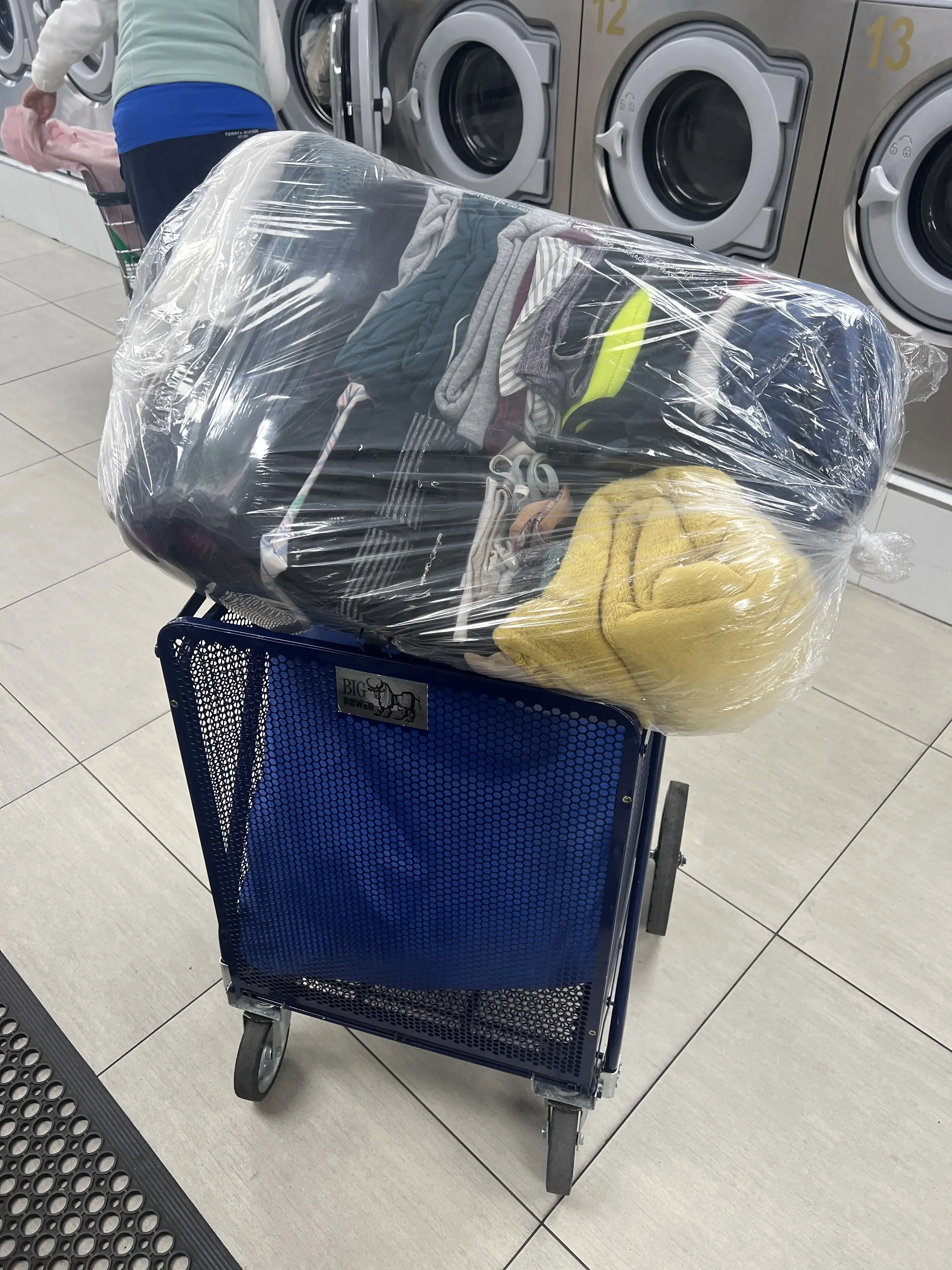 Happy Laundromat thumbnail 15
