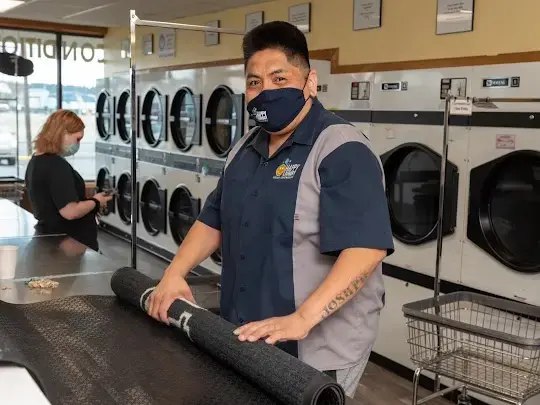 Happy Laundry and Dry Cleaning - Image 16