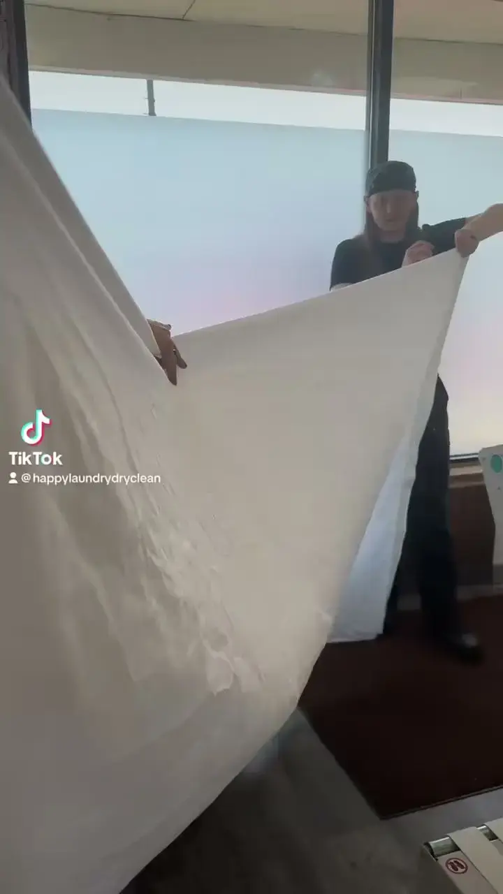 Happy Laundry and Dry Cleaning - Image 13