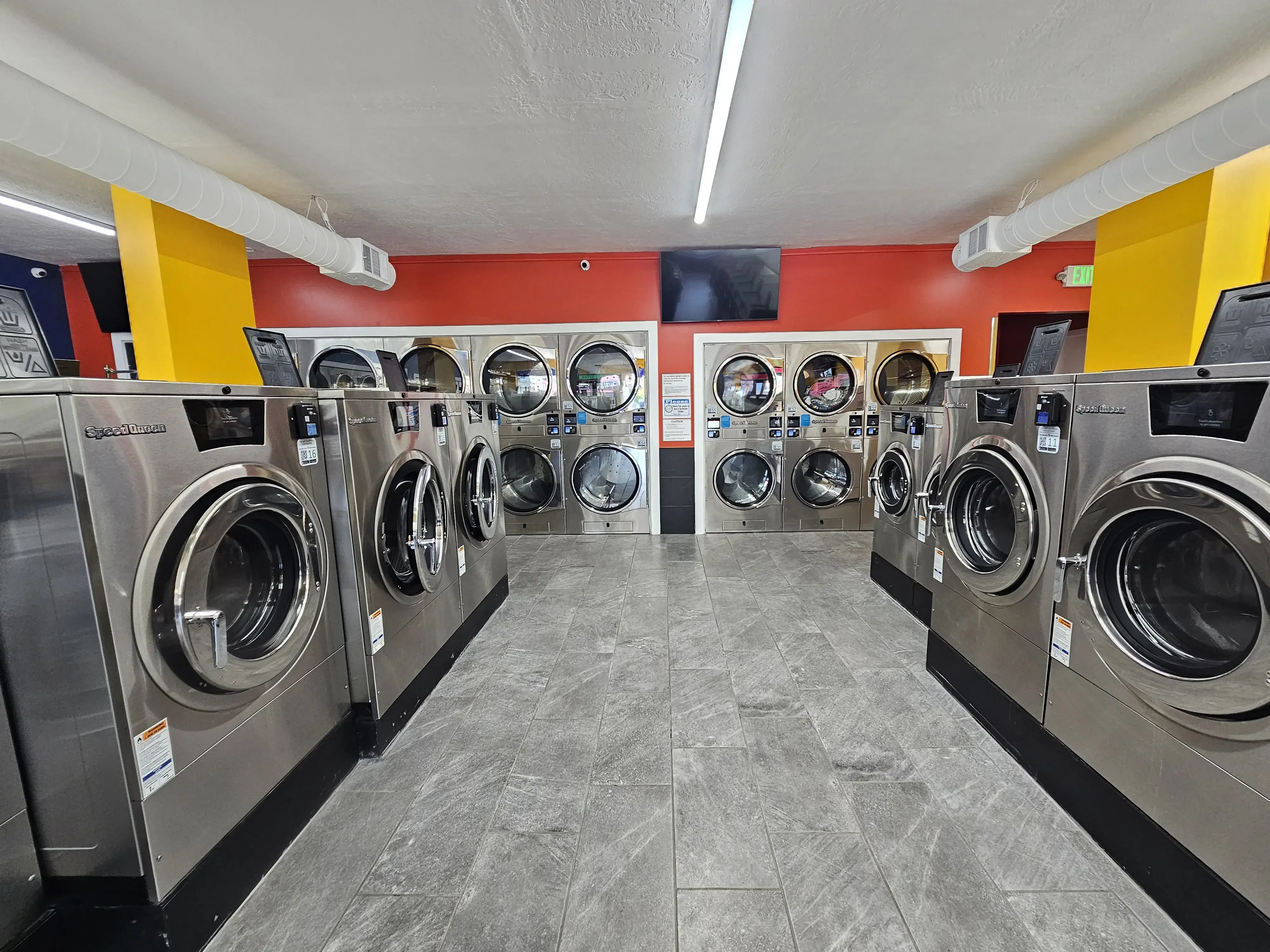 Happy Laundry - Image 16