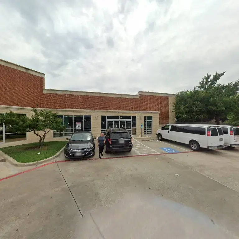 Happy Laundry Hub - Image 19