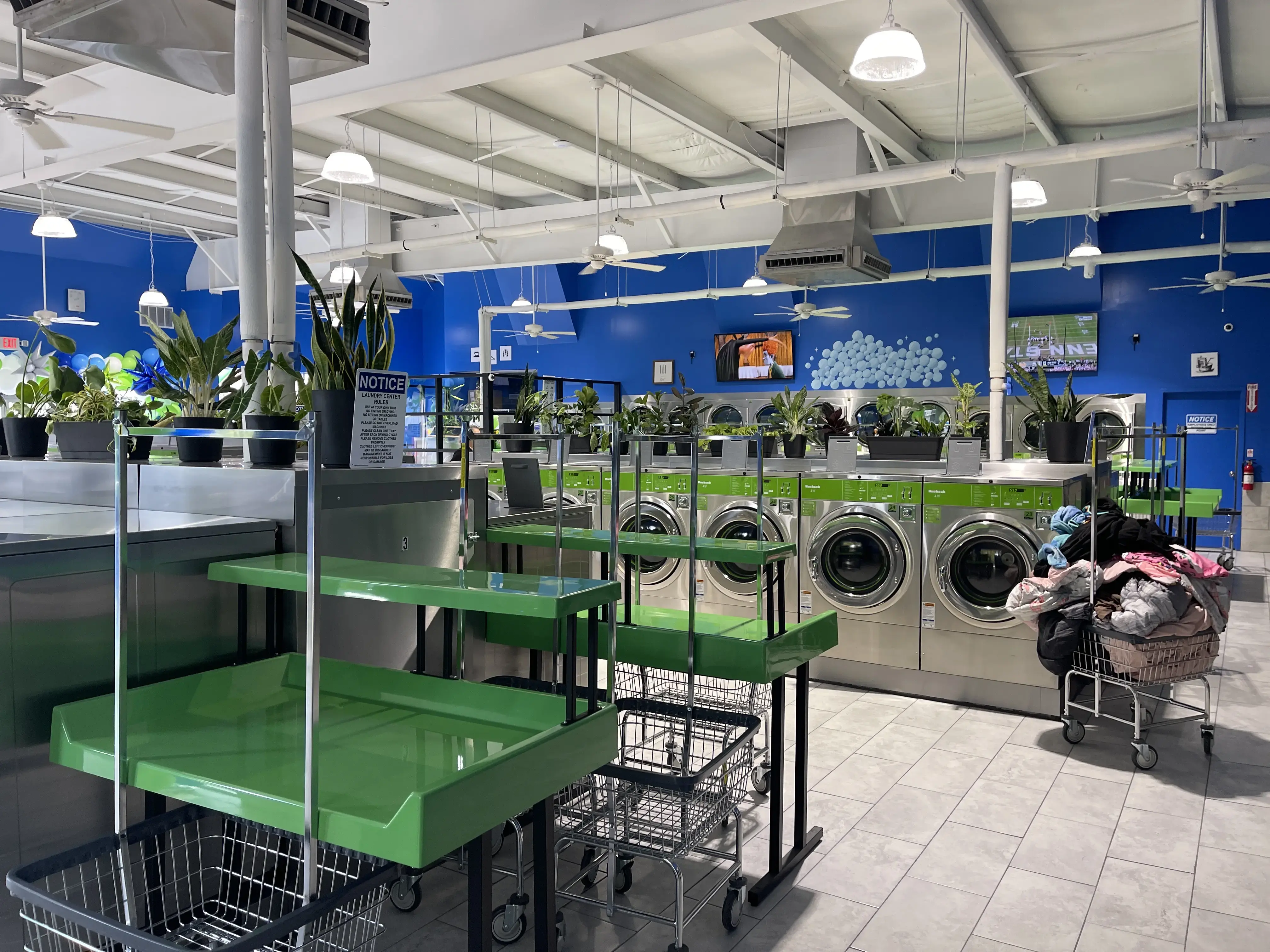 Happy Laundry Hub thumbnail 3