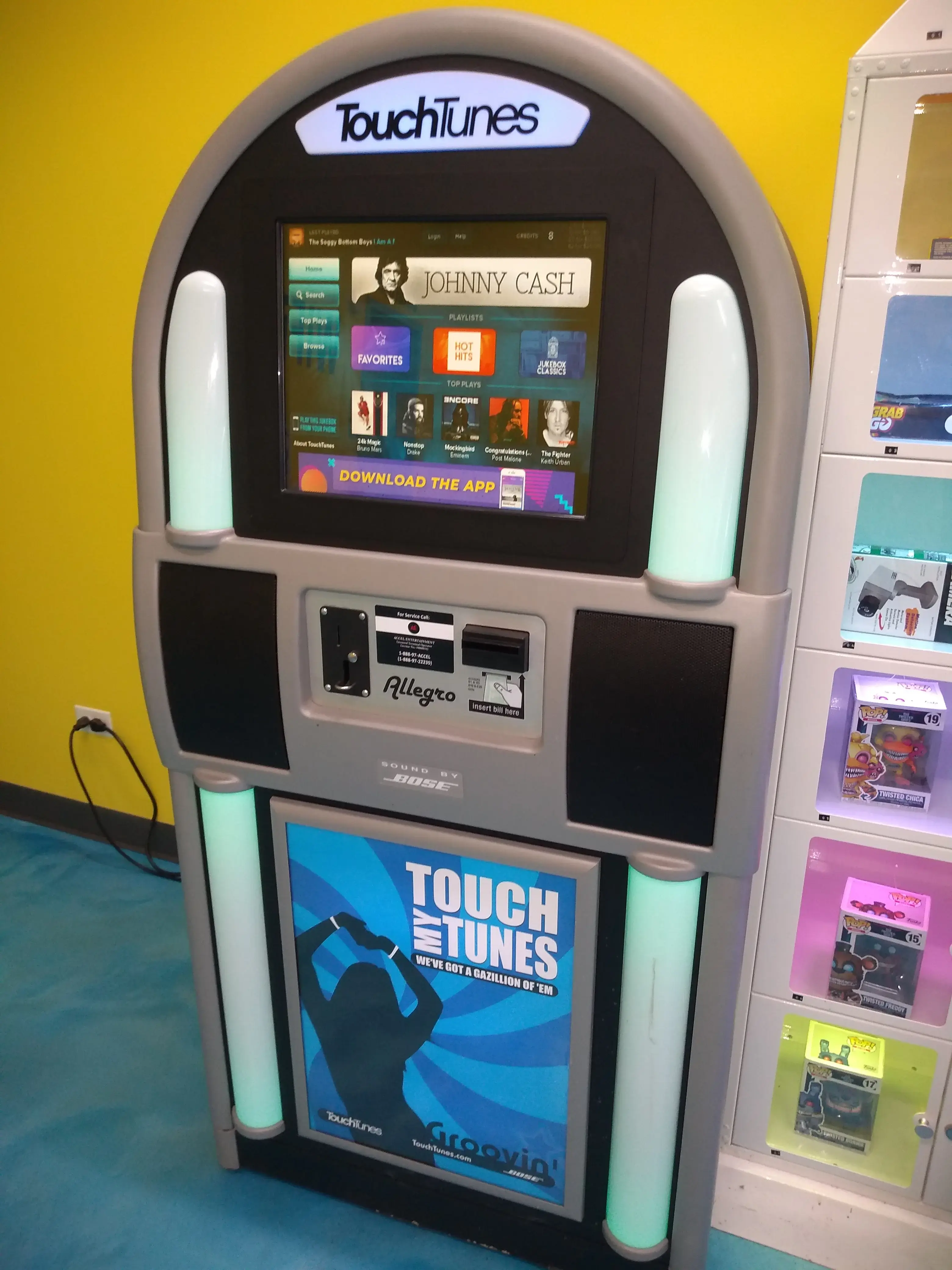 Happy Life Laundromat of Rockford thumbnail 17