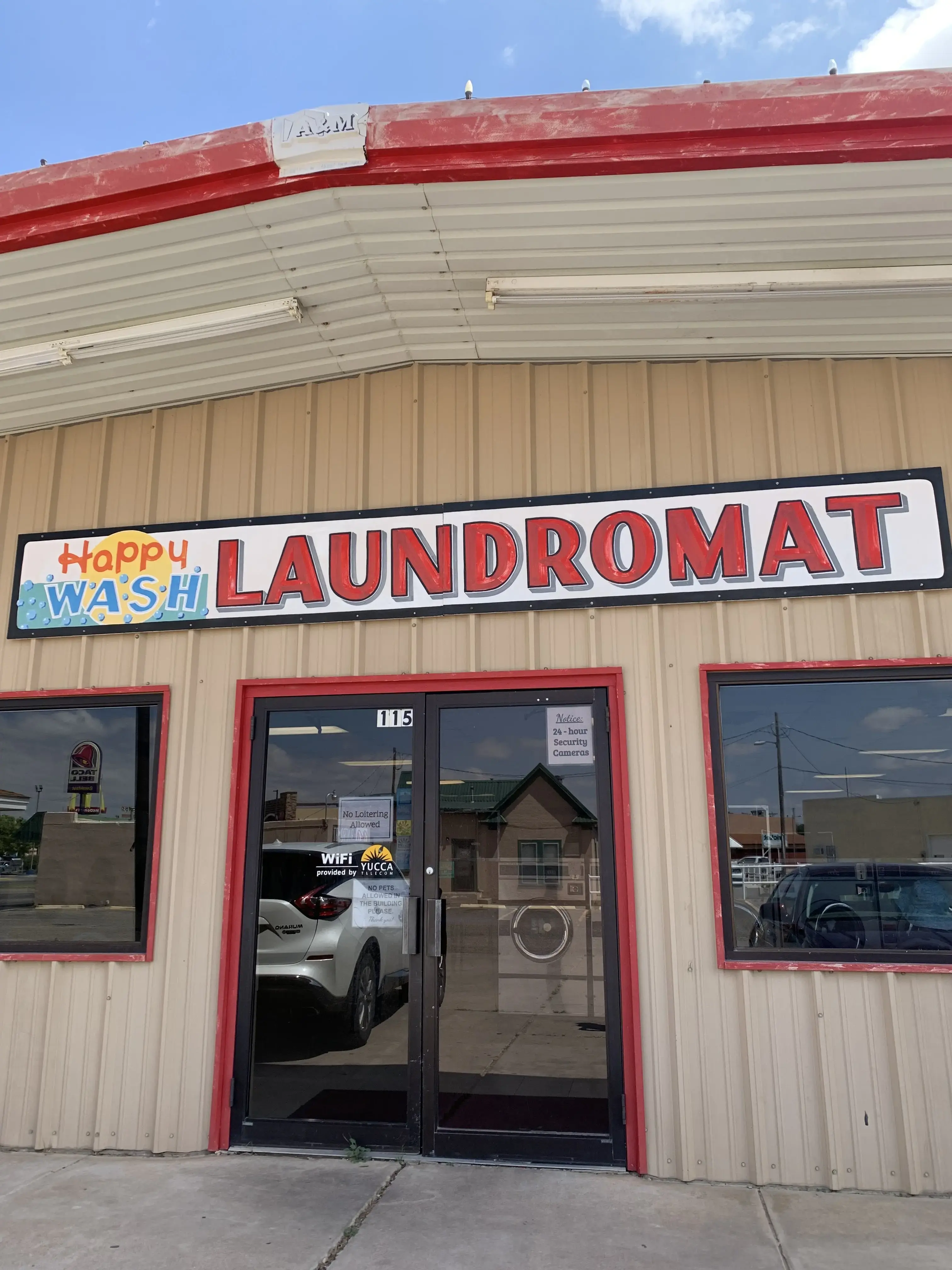 Happy Wash Laundry - Image 1