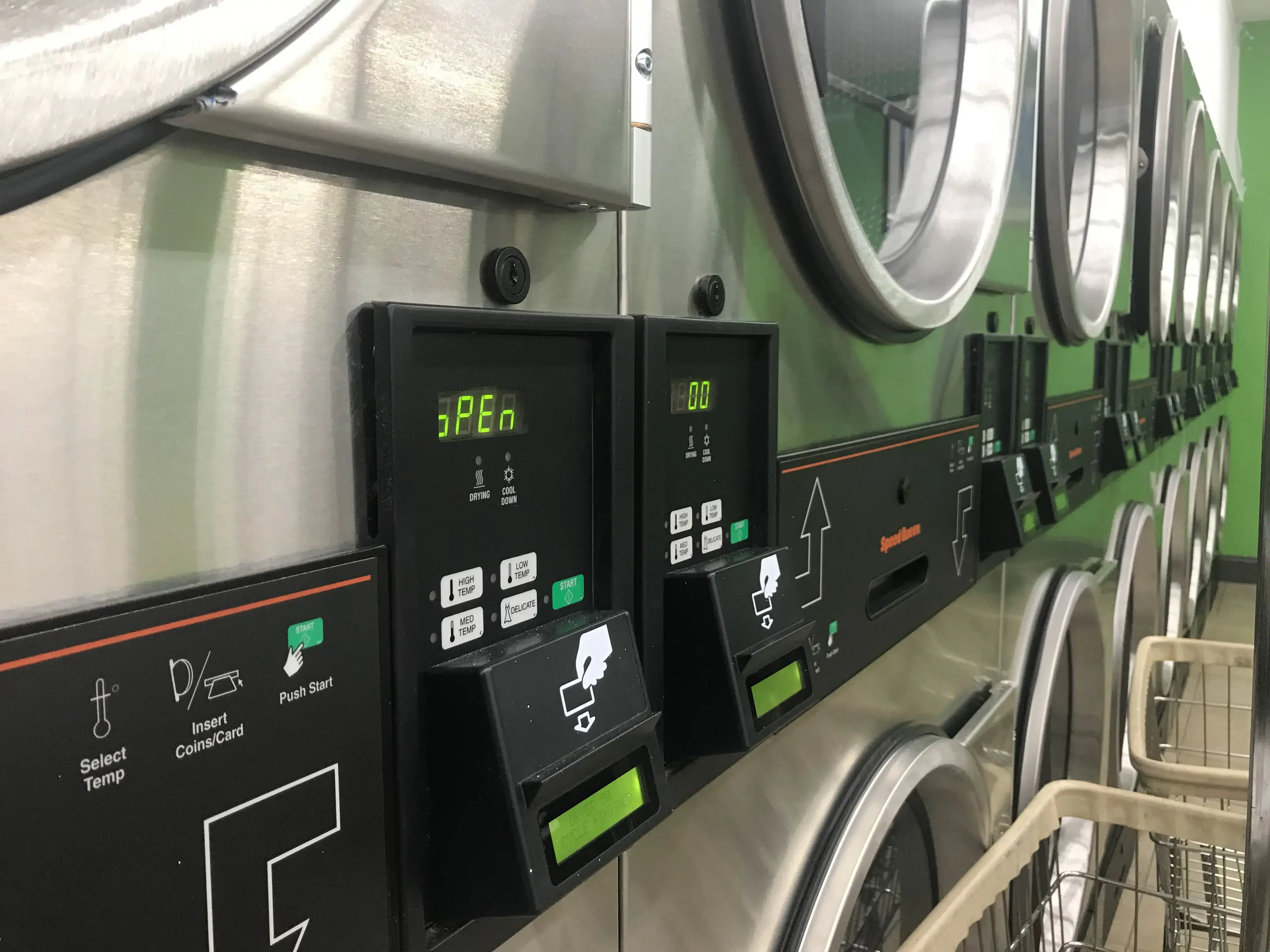 HappyTime Laundry thumbnail 19