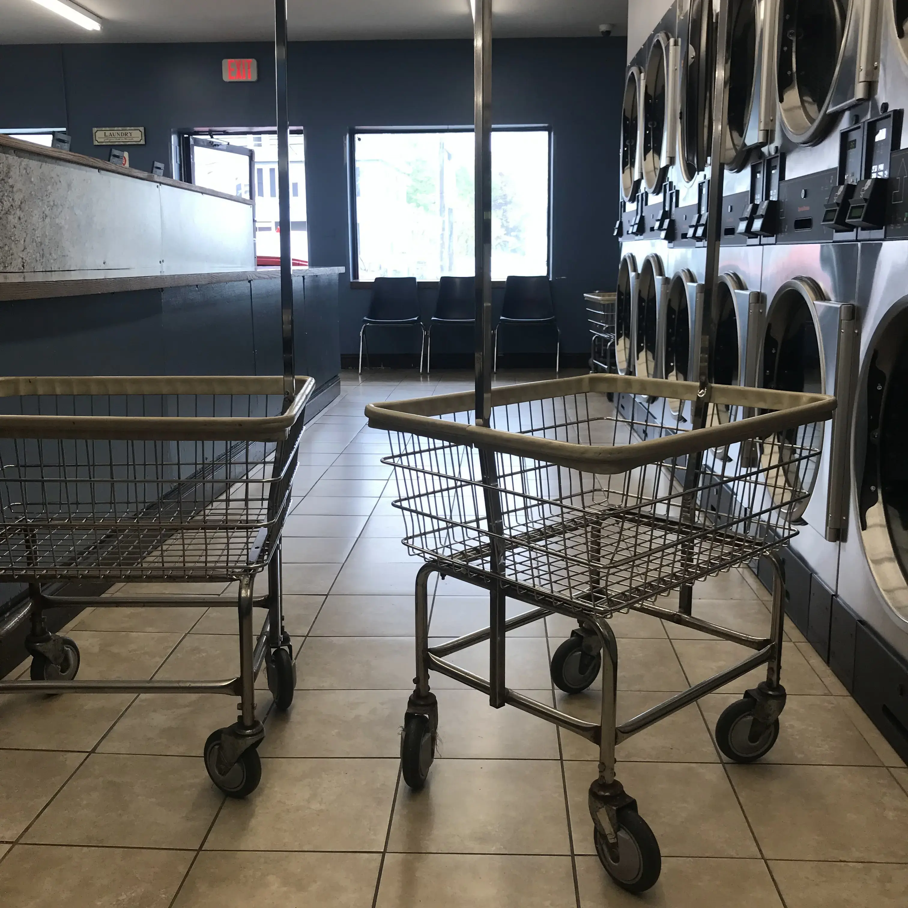 HappyTime Laundry thumbnail 6