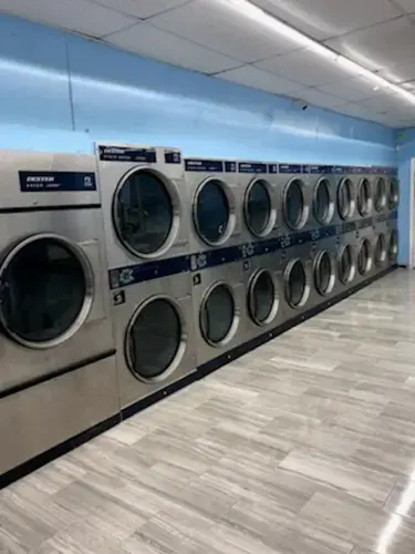 Harahan Laundromat - Image 3