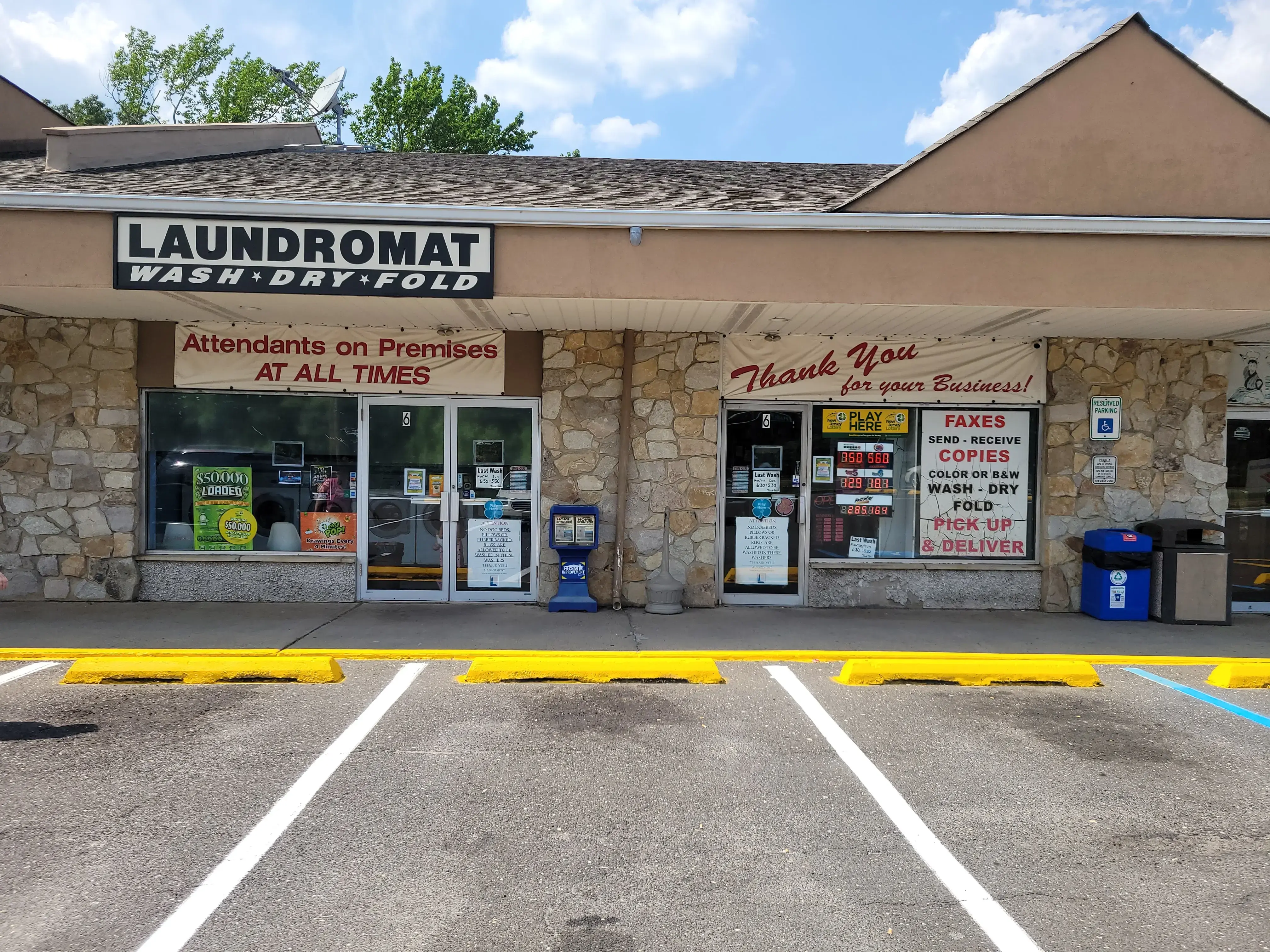 Harbor Island Laundromat location