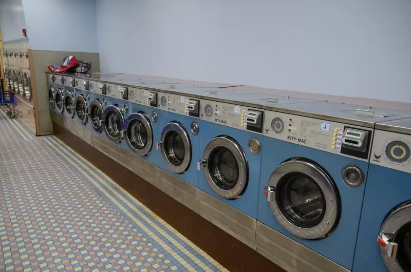 Harborside Superwash Laundromat thumbnail 6