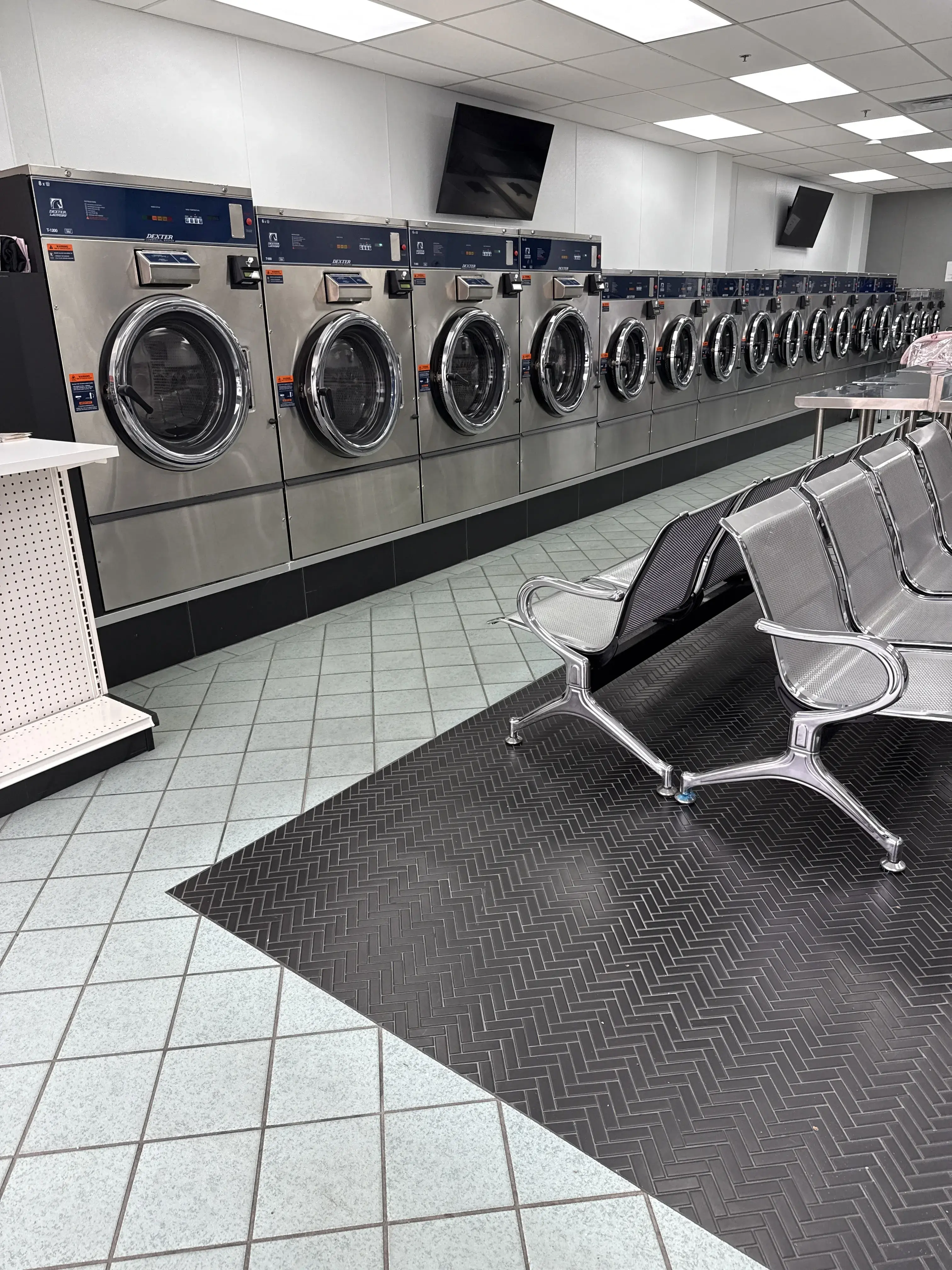 Harrison Laundromat thumbnail 19