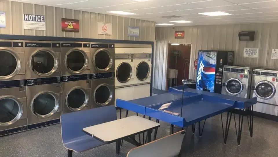 Hartford Super Laundry thumbnail 1