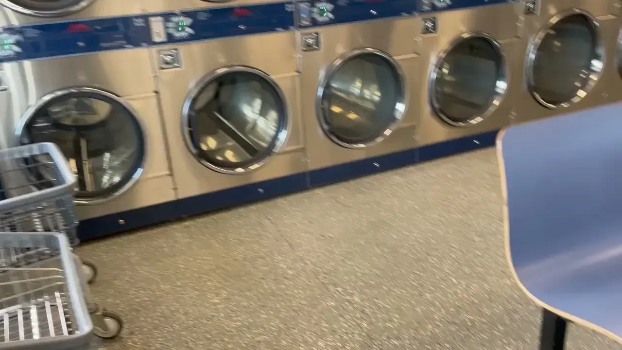 Hartford Super Laundry - Image 2