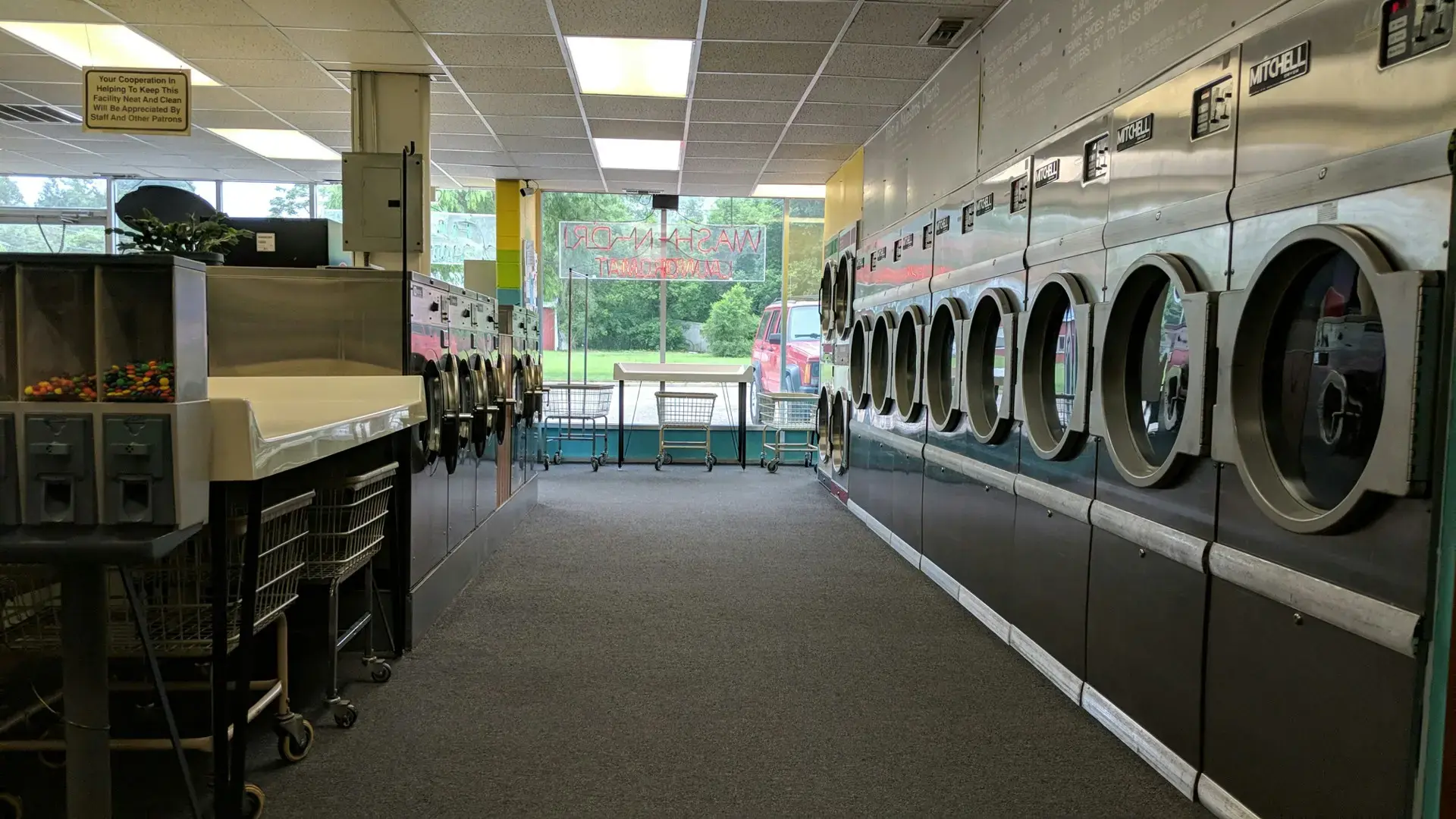 Hartford Wash-N-Dri - Image 2