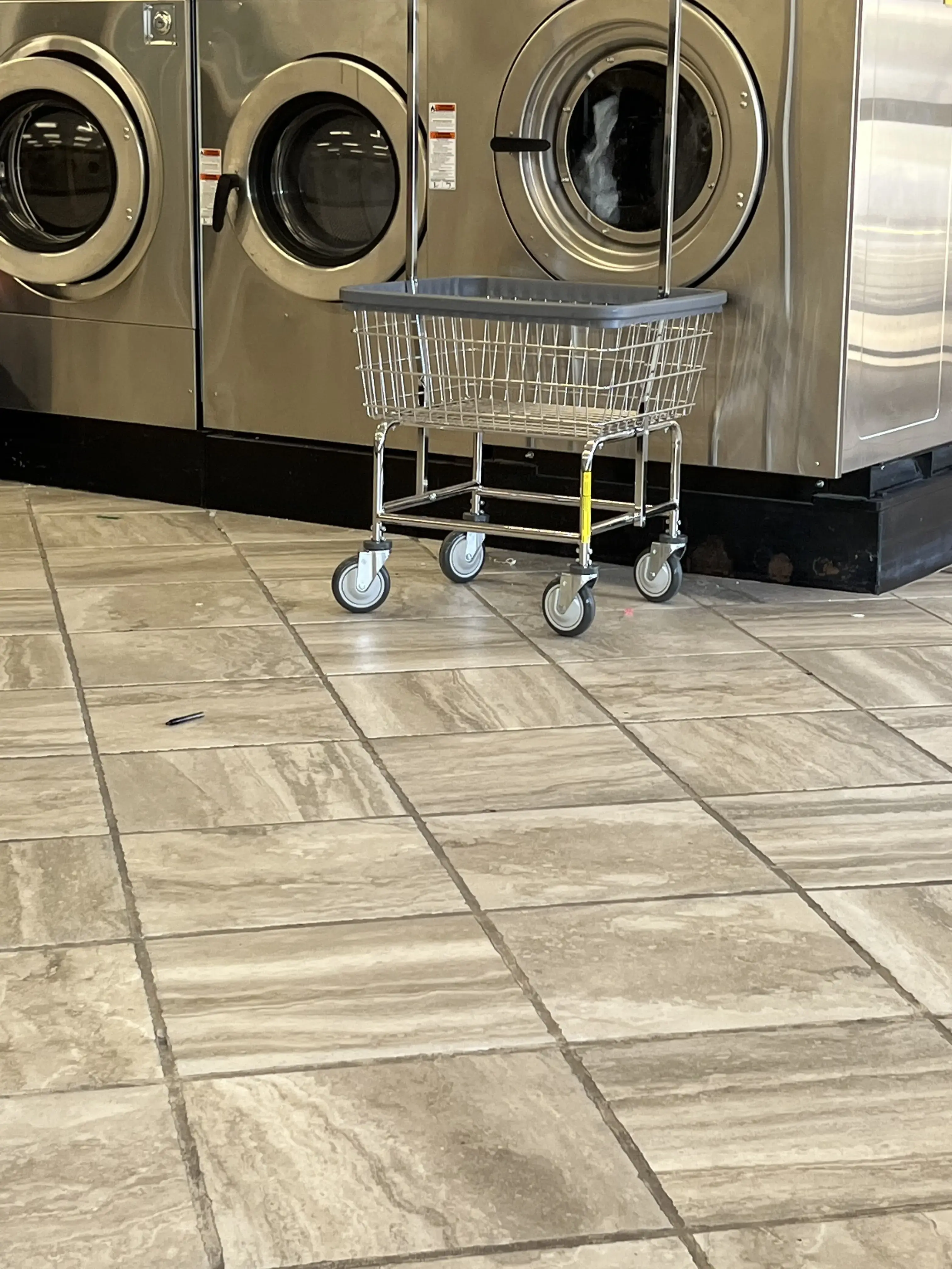 Harts Laundry thumbnail 17