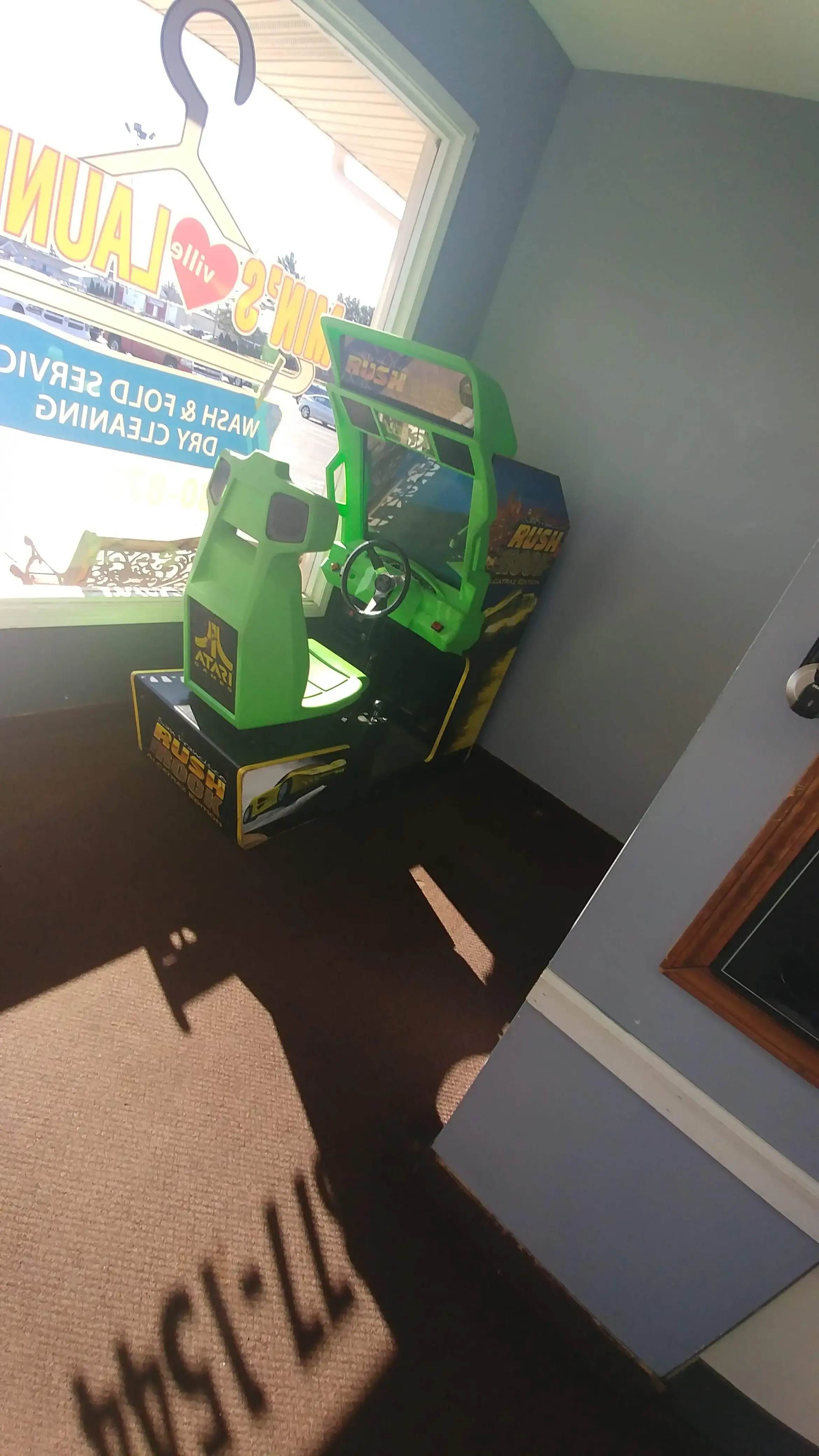 Hartville Coin Laundry and Cleaners - Image 16