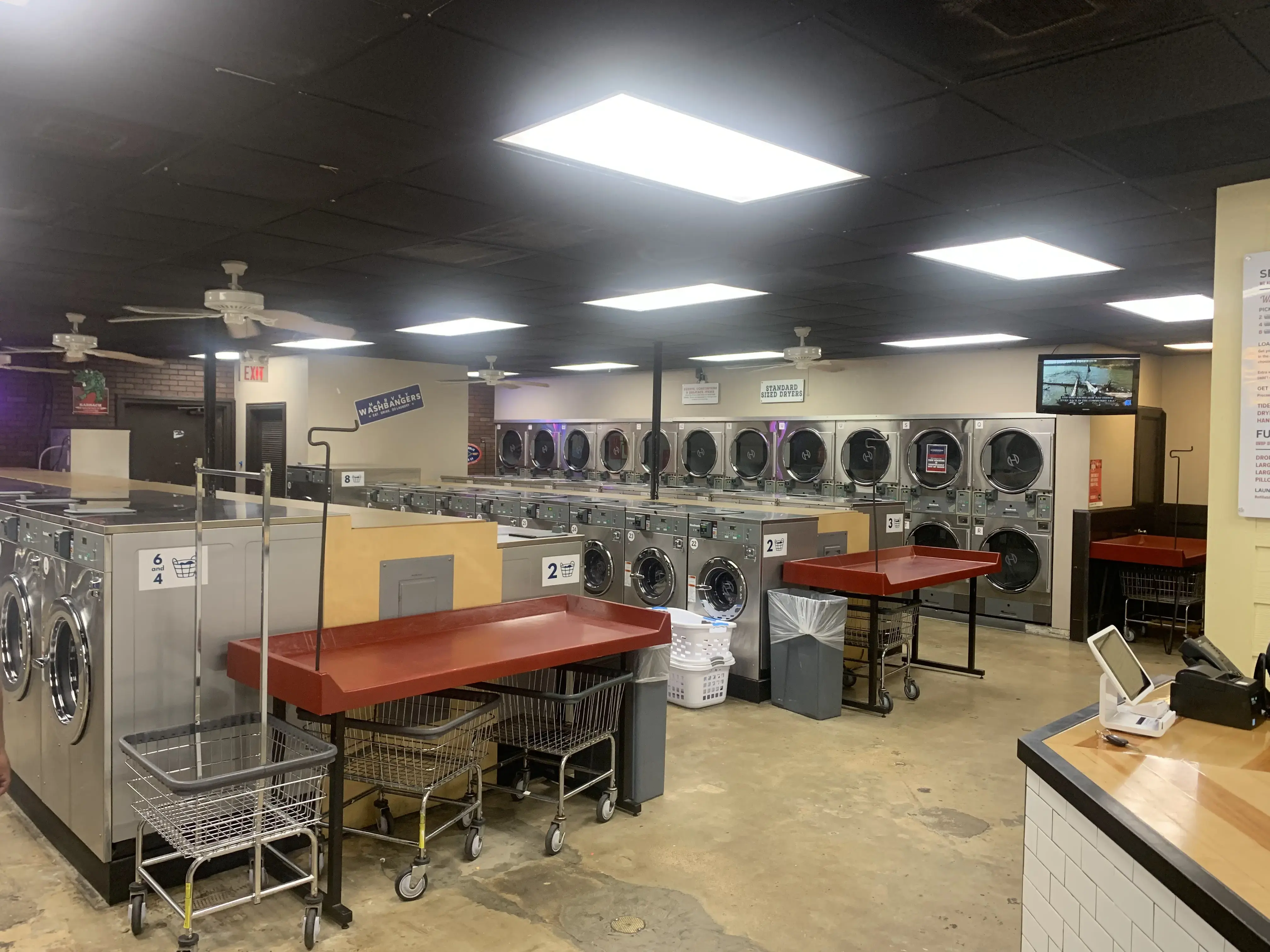 Harvey Washbangers Laundromat thumbnail 9