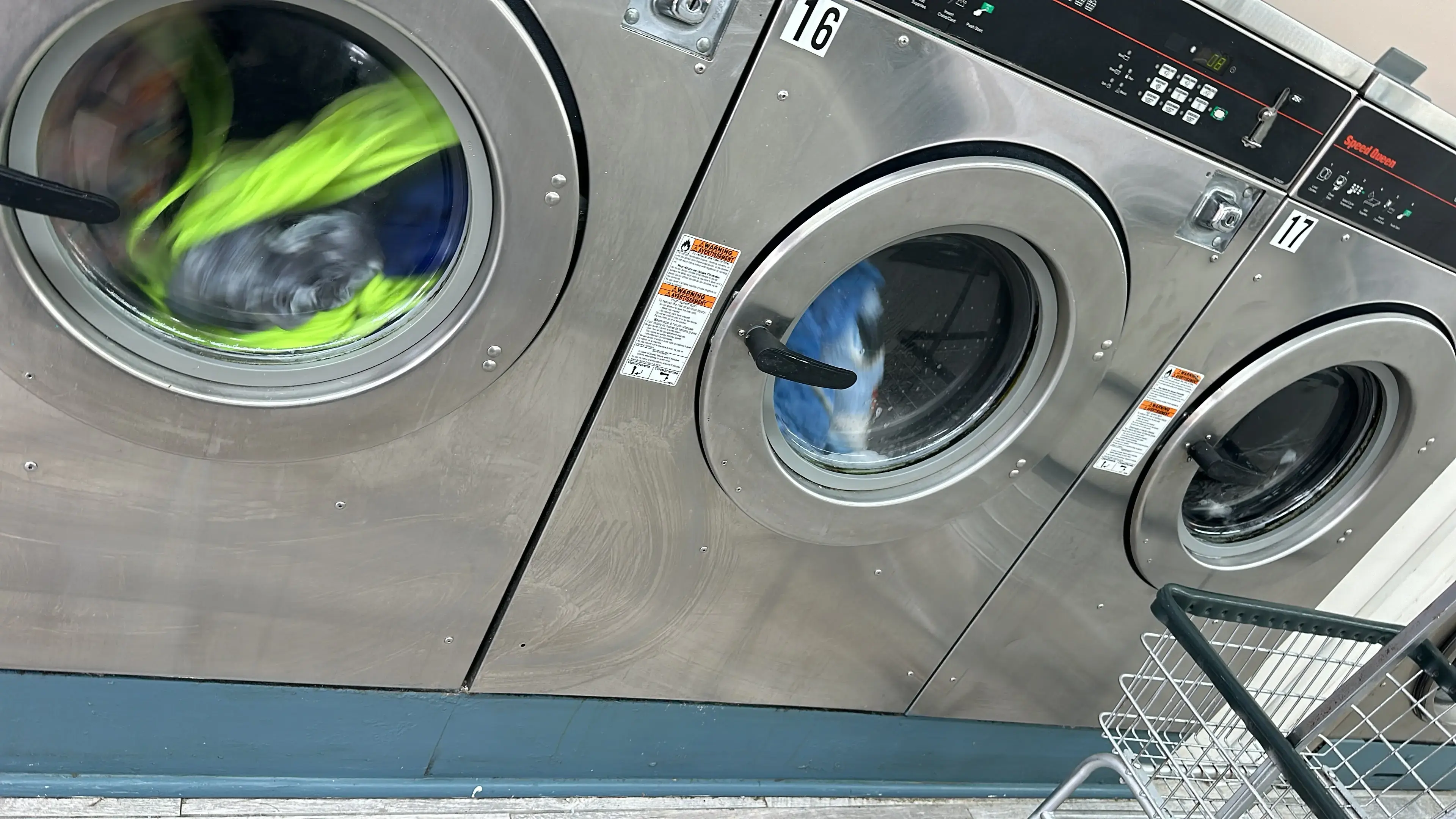 Hattiesburg Speed Wash - The 24-Hour Laundromat thumbnail 2