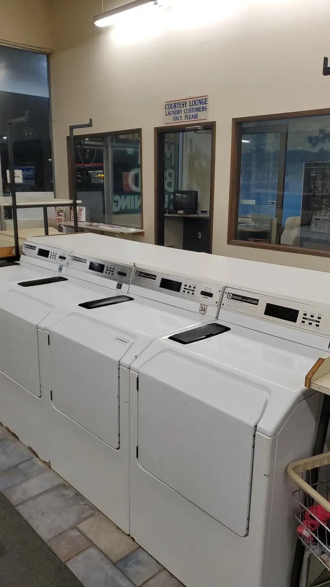 Hayden Laundry & Dry Cleaning - Image 9