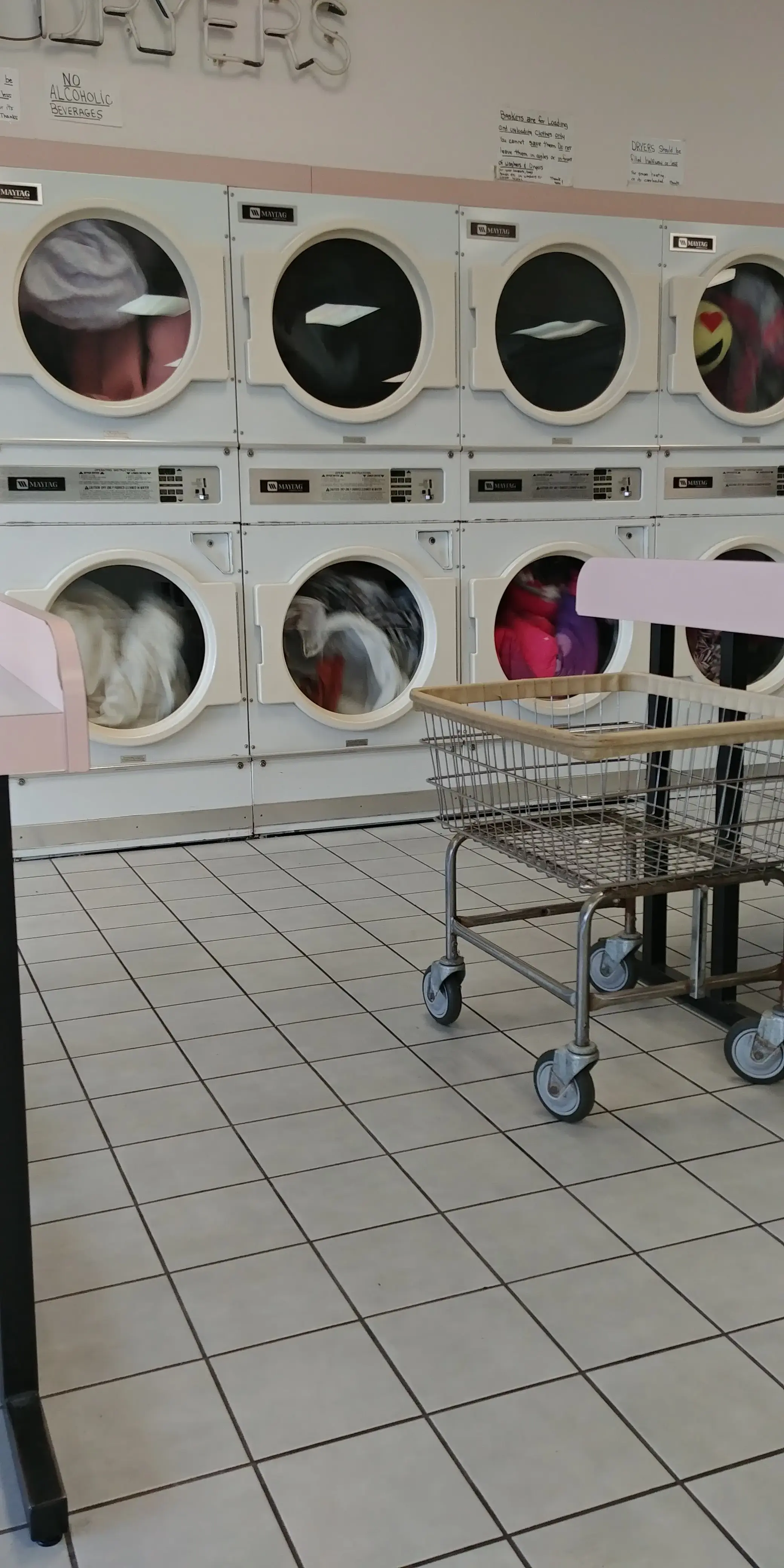Hazel Park Laundromat thumbnail 5