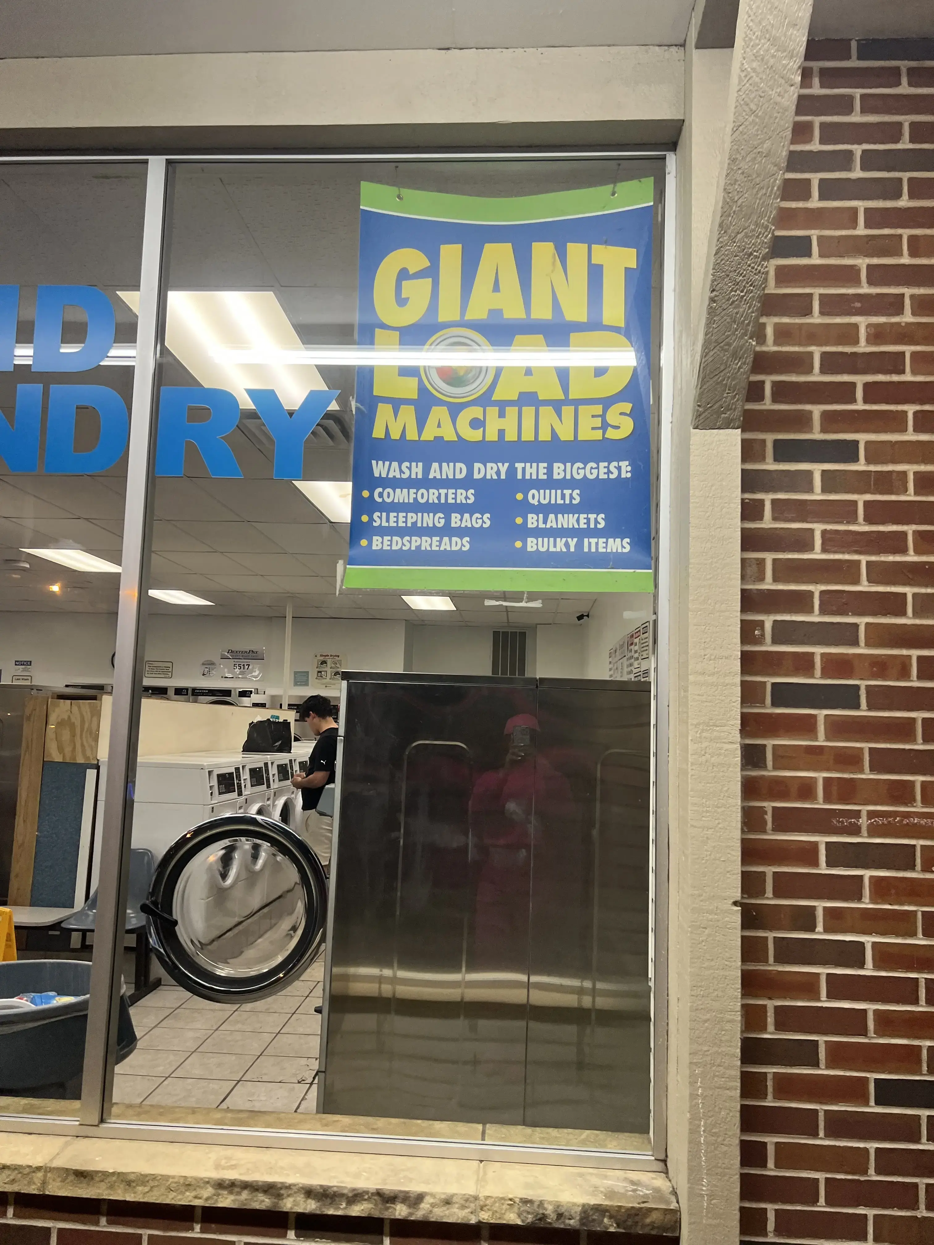 HD Laundromat - Image 5