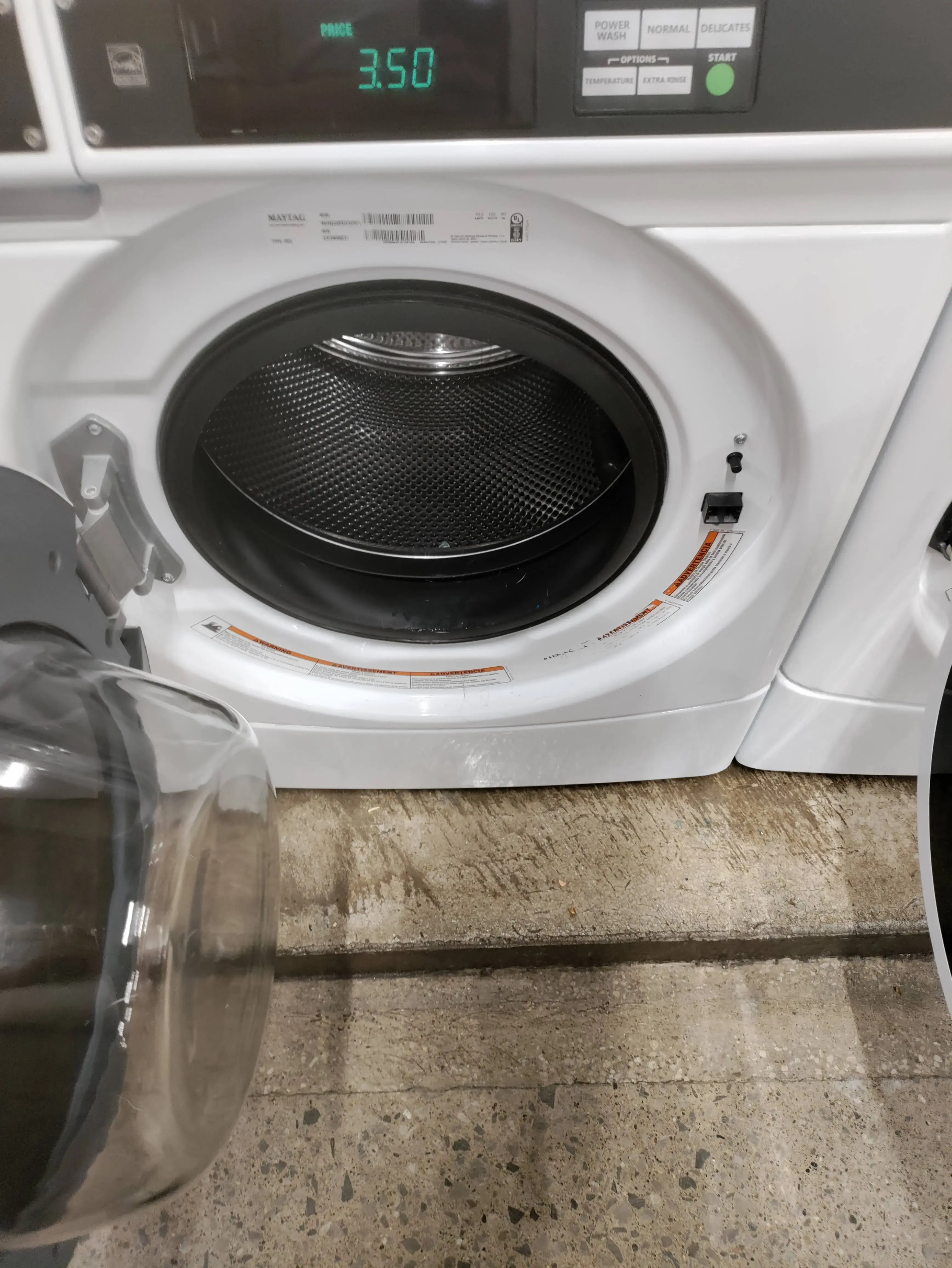 Heights Laundry 2 thumbnail 9