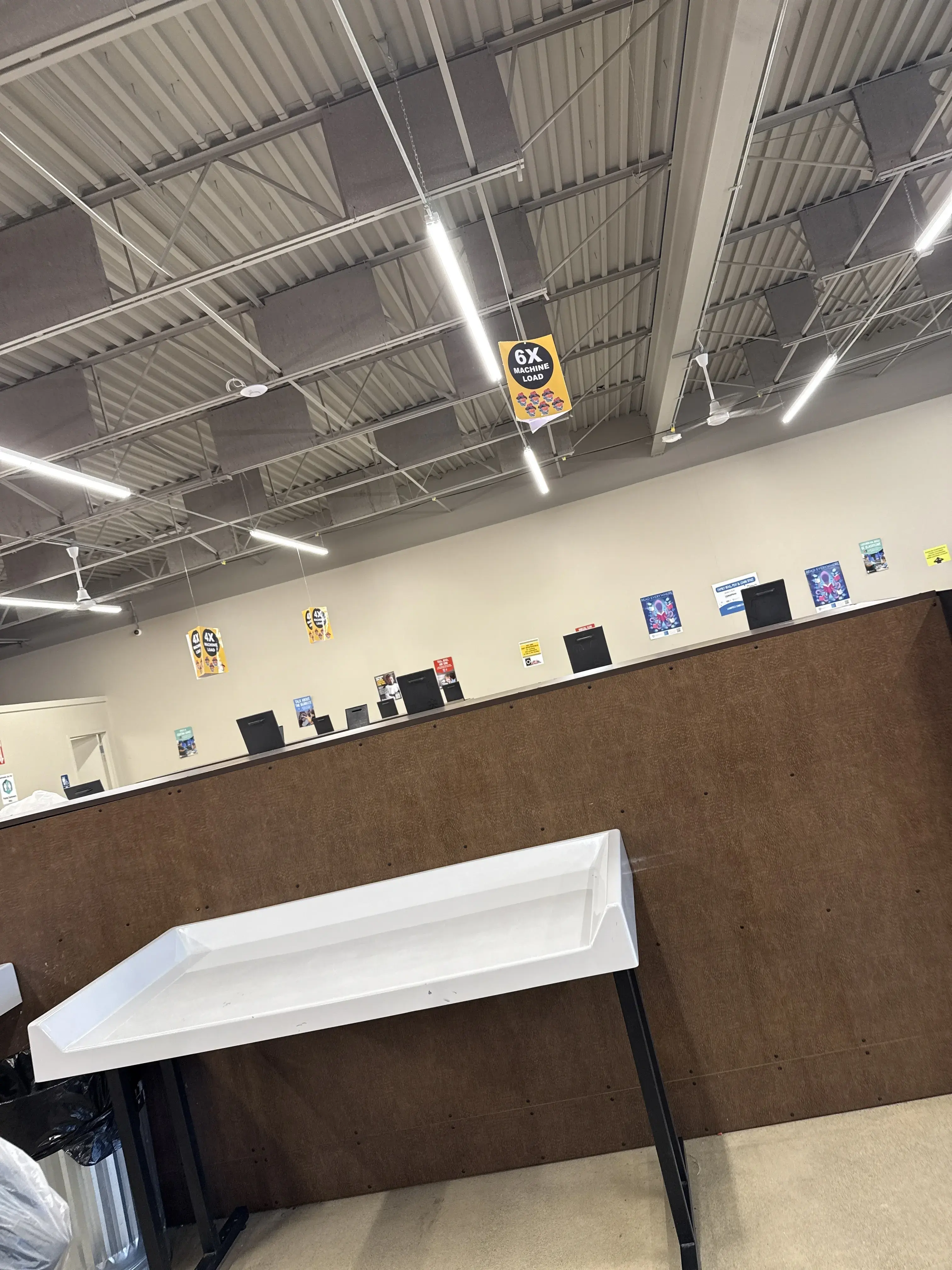 Heights Laundry 3 thumbnail 8