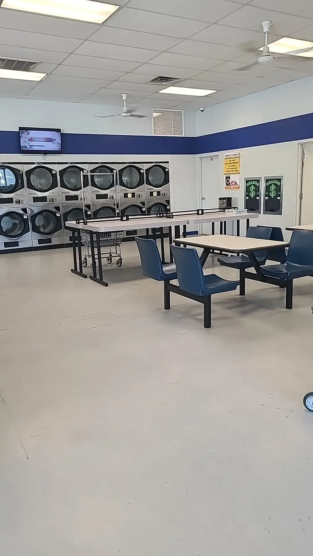 Heights Laundry Center - Image 16