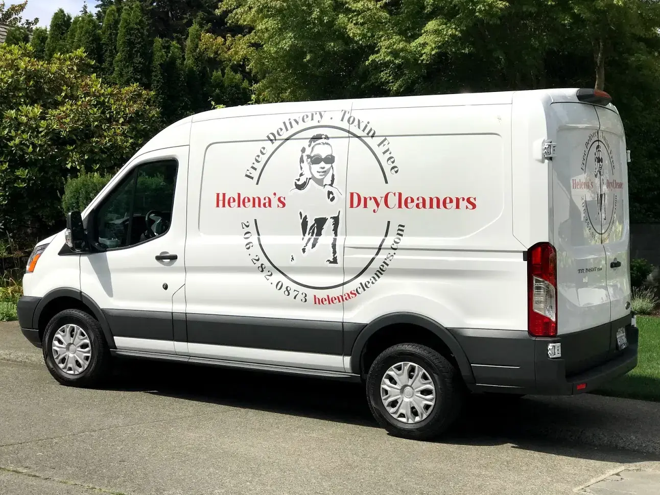 Helena's Cleaners - Image 4