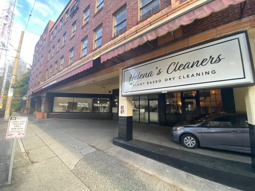 Helena's Cleaners location