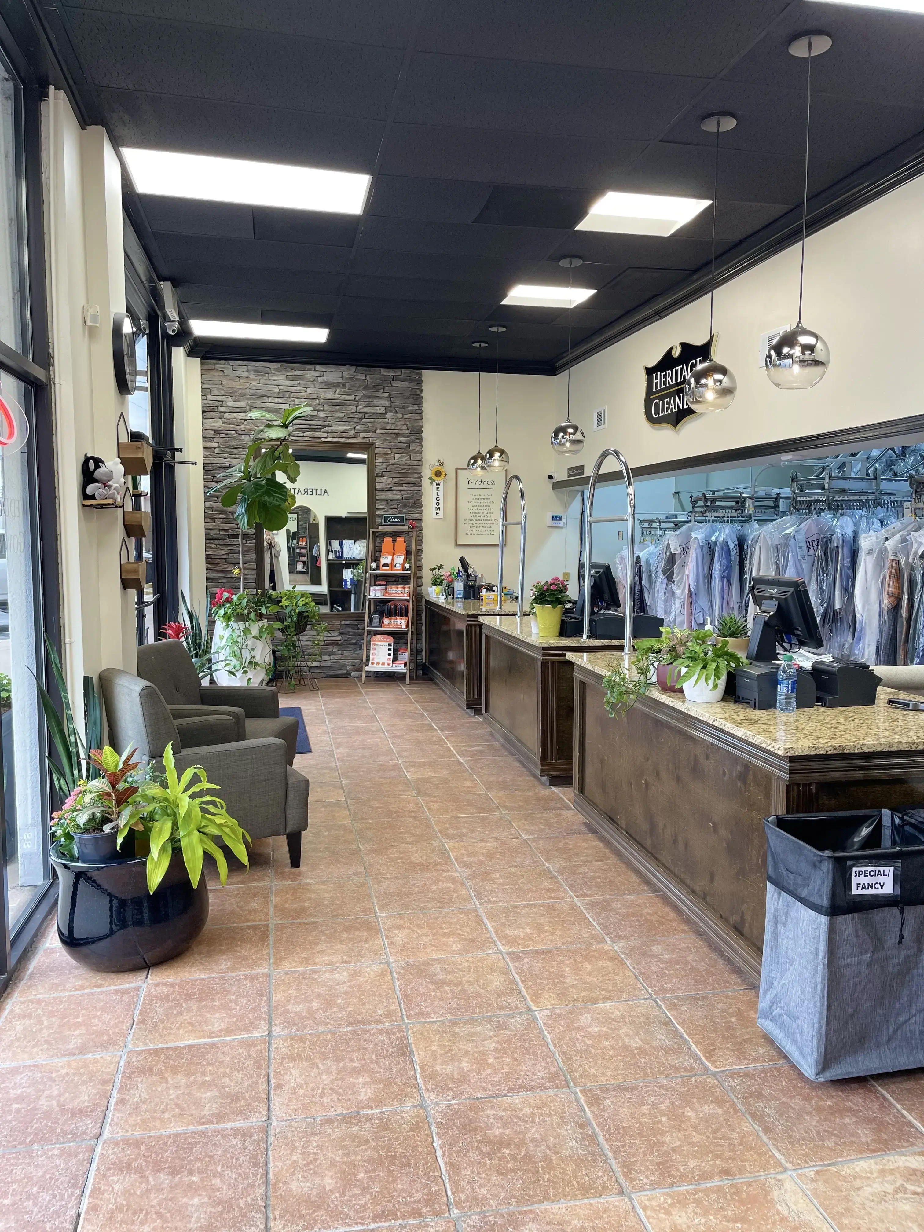 Heritage Cleaners - Green Hills (Original Location) thumbnail 4