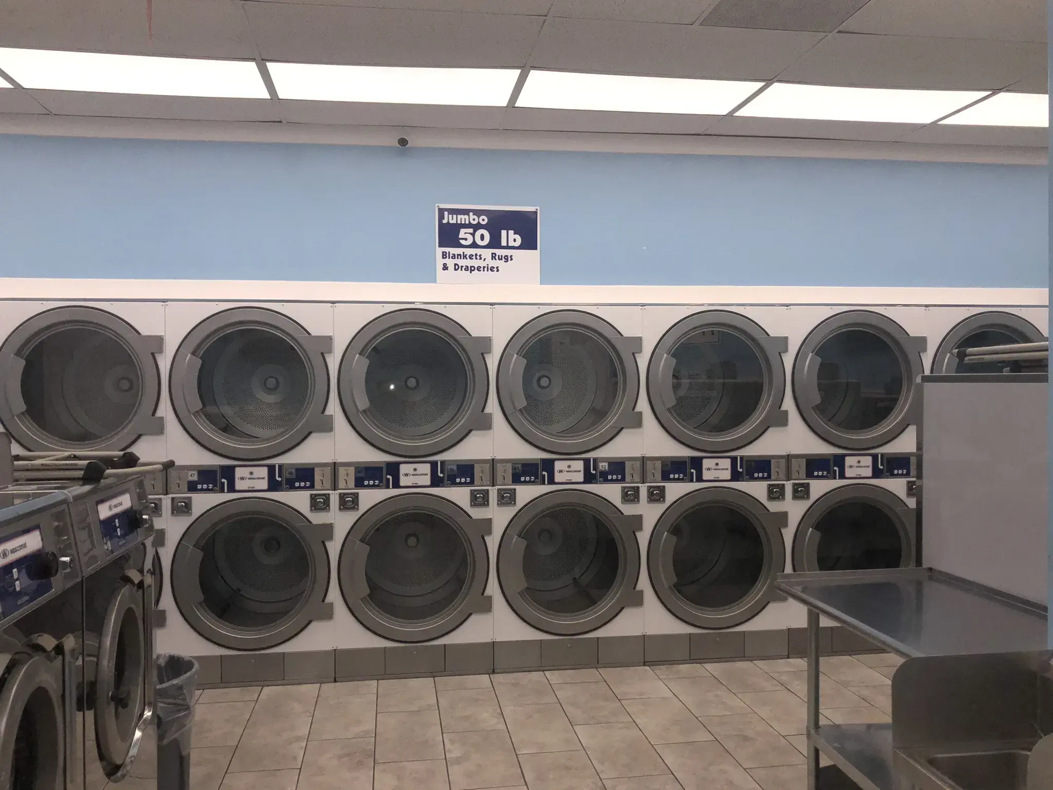 Herndon Laundromat - Image 14