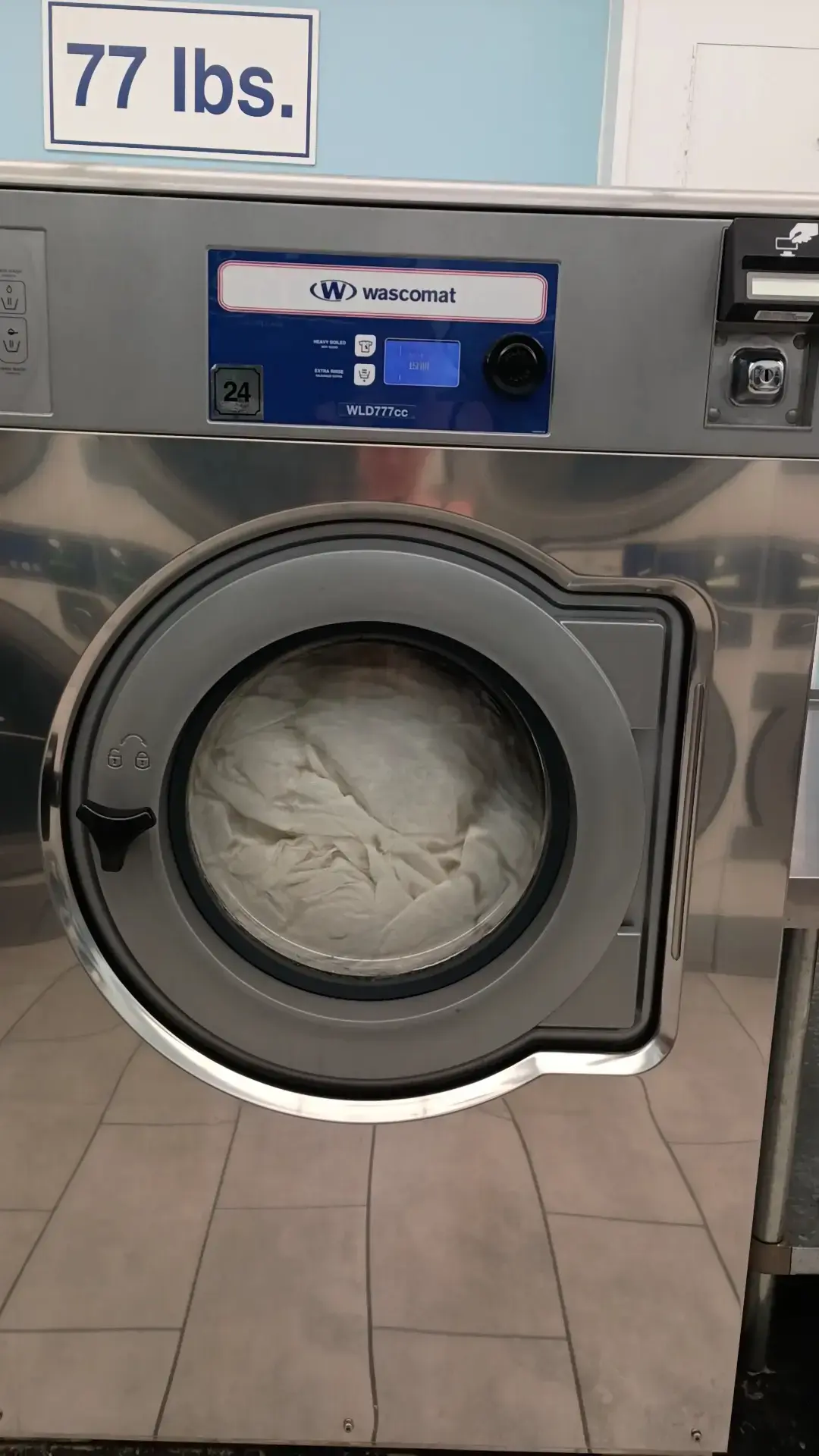 Herndon Laundromat thumbnail 18