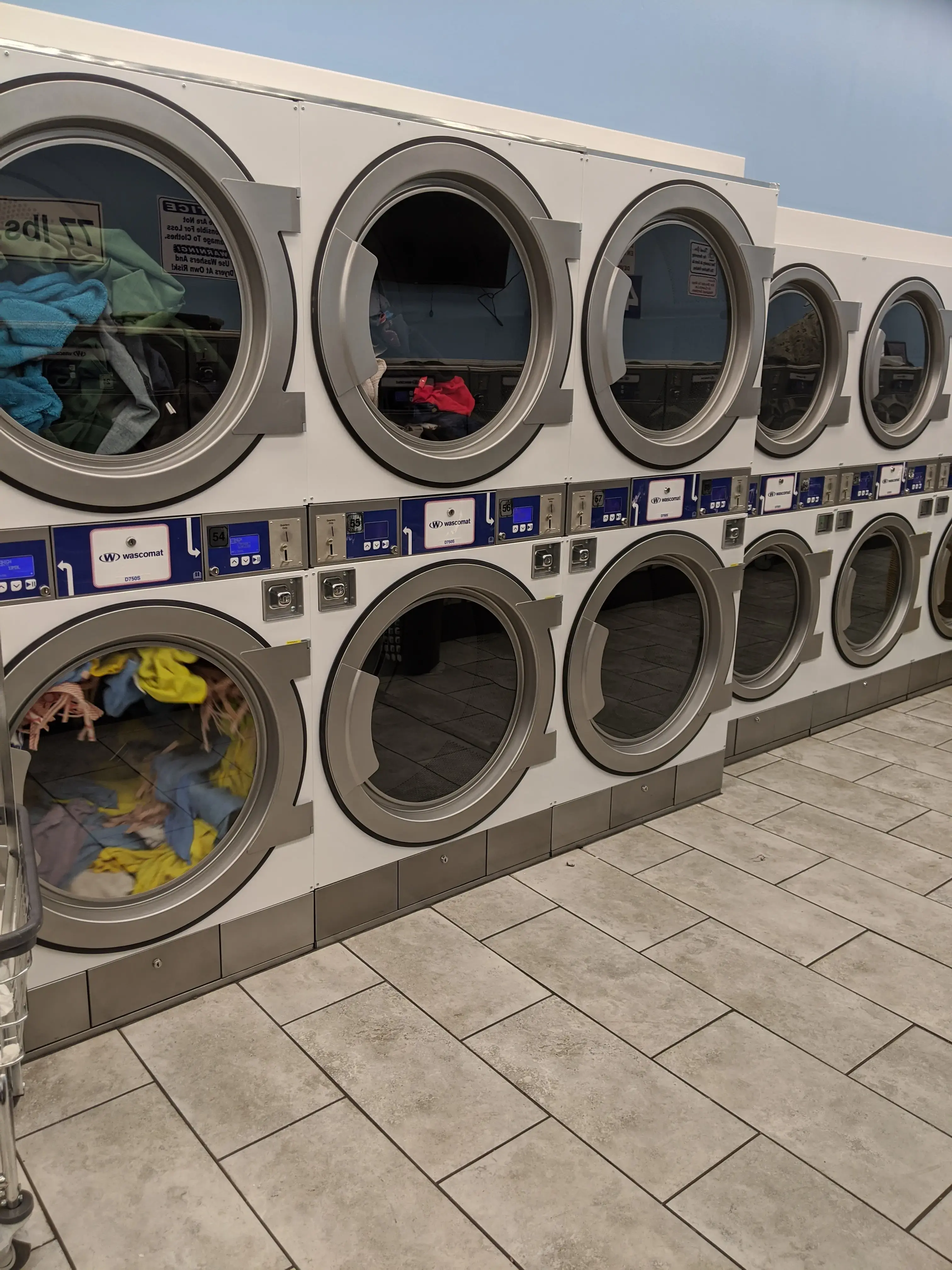 Herndon Laundromat thumbnail 10