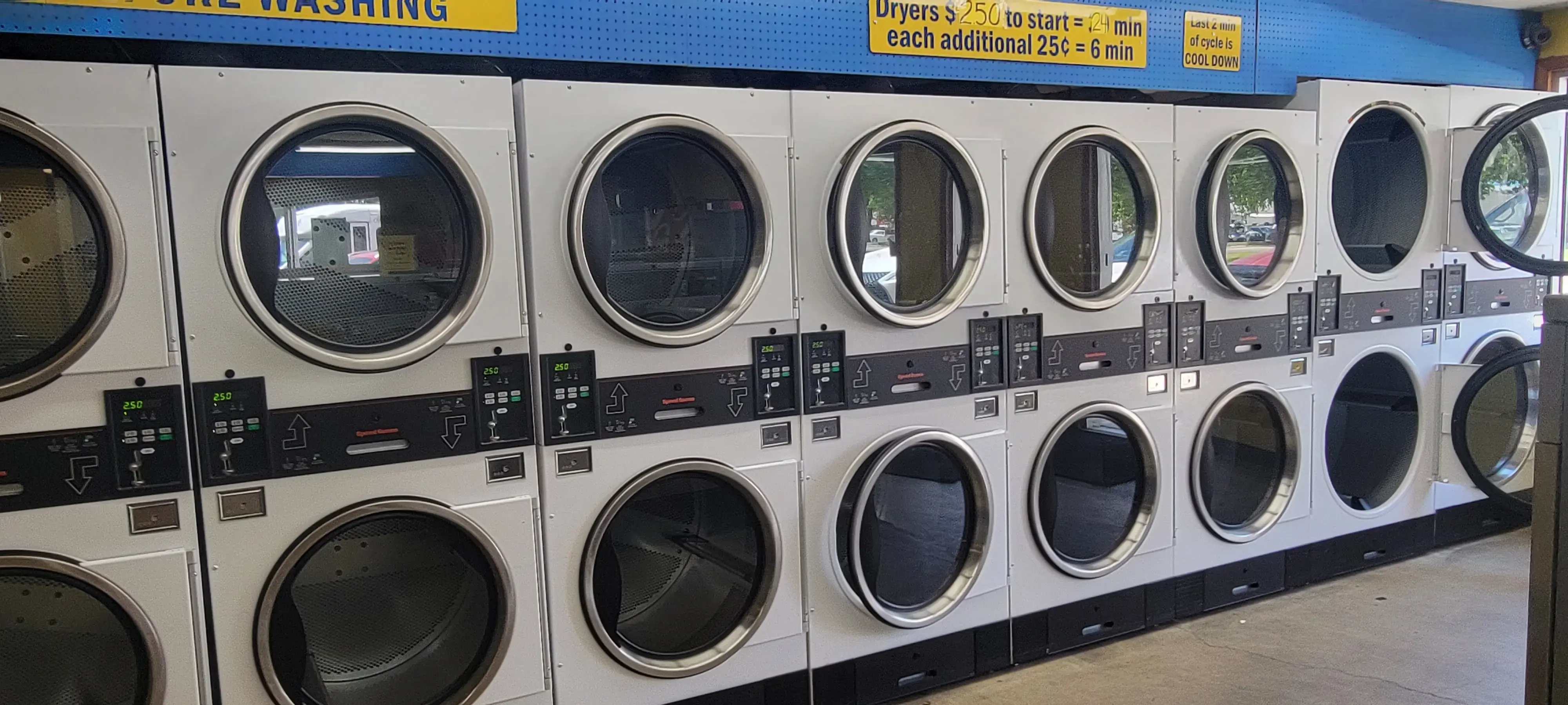 Hi-Country Laundry - Image 9