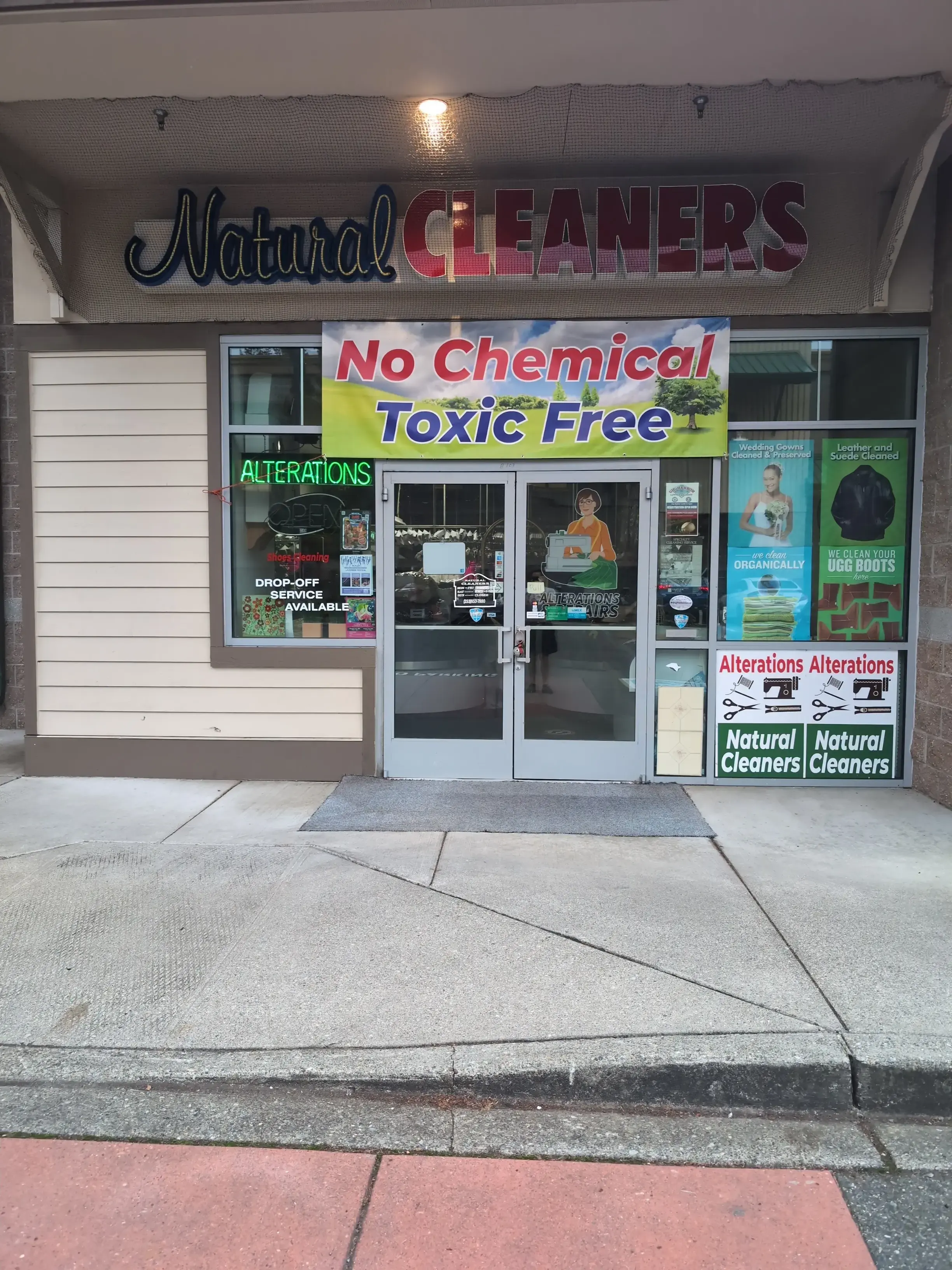 Hi-Tech Cleaners thumbnail 1