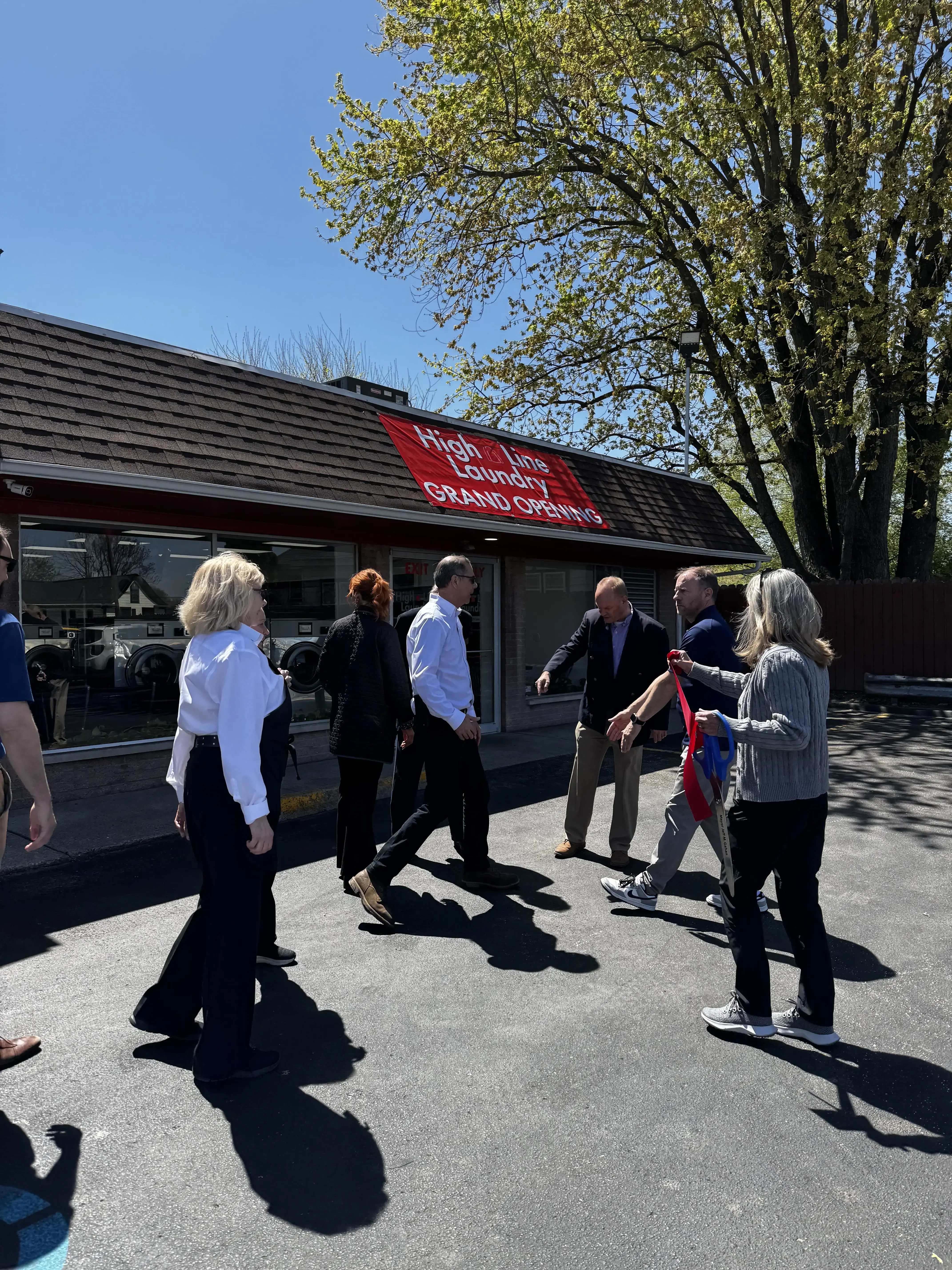 High Line Laundry - Image 17