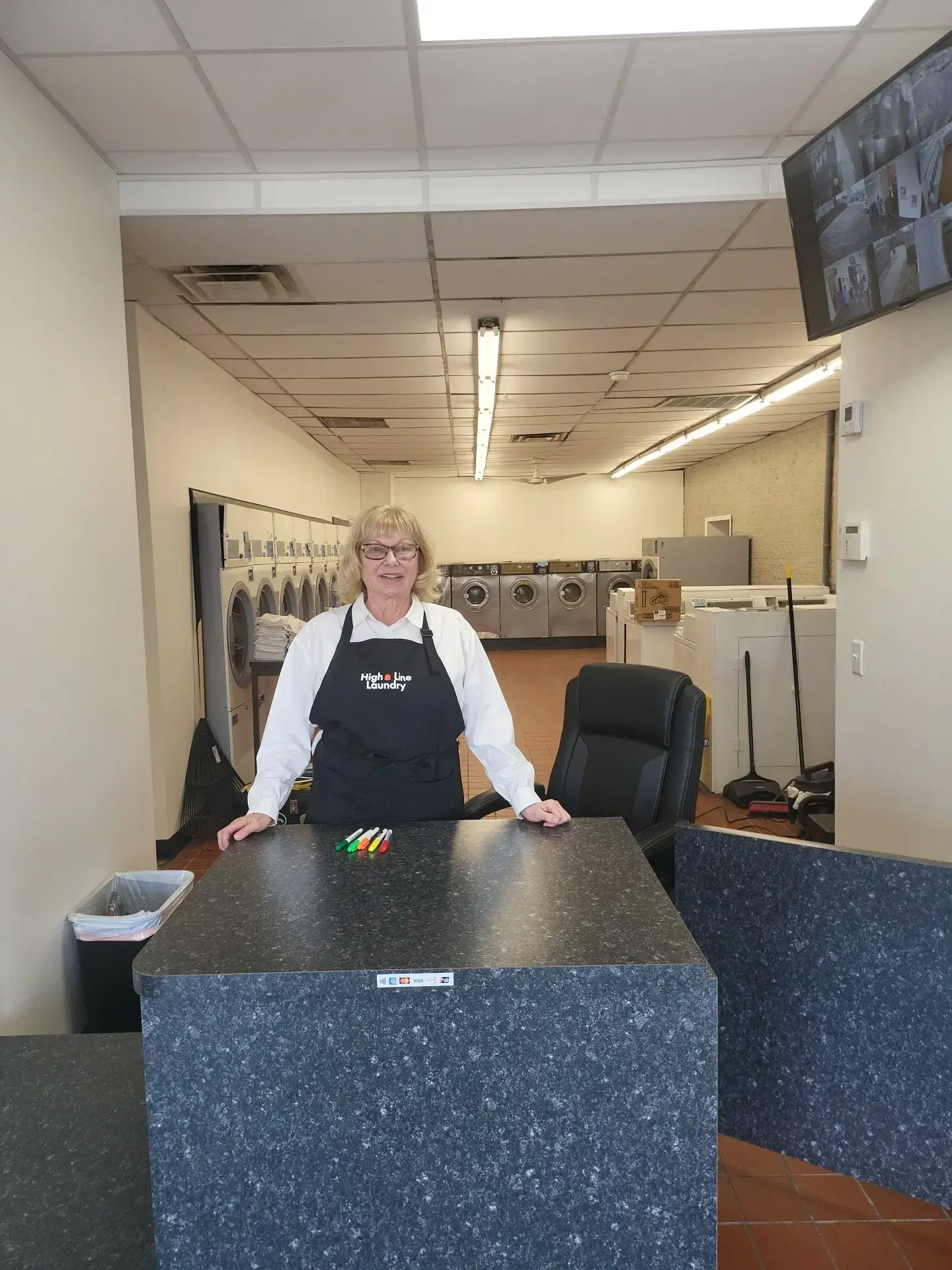 High Line Laundry thumbnail 11