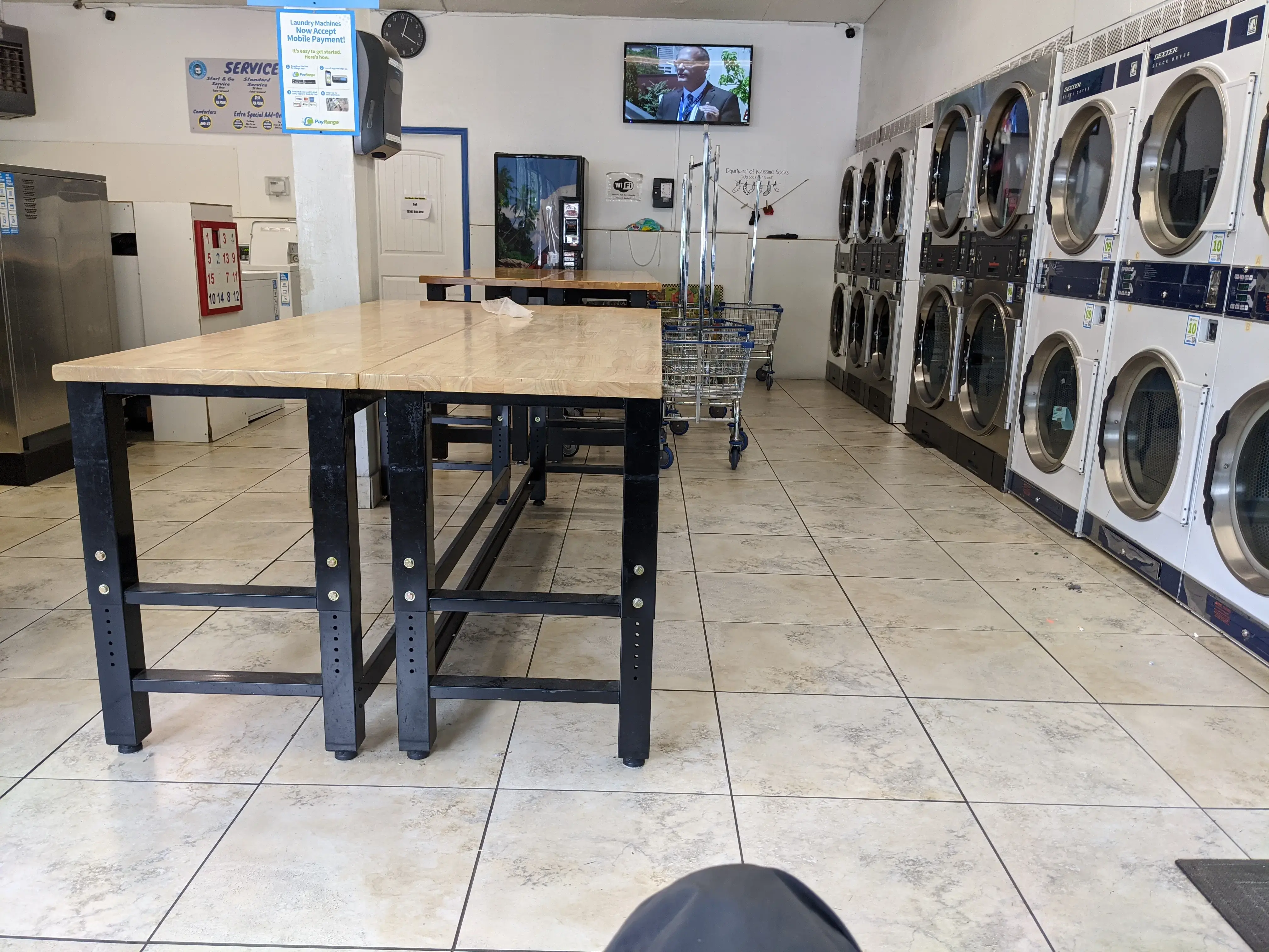 High Sierra Laundry thumbnail 6