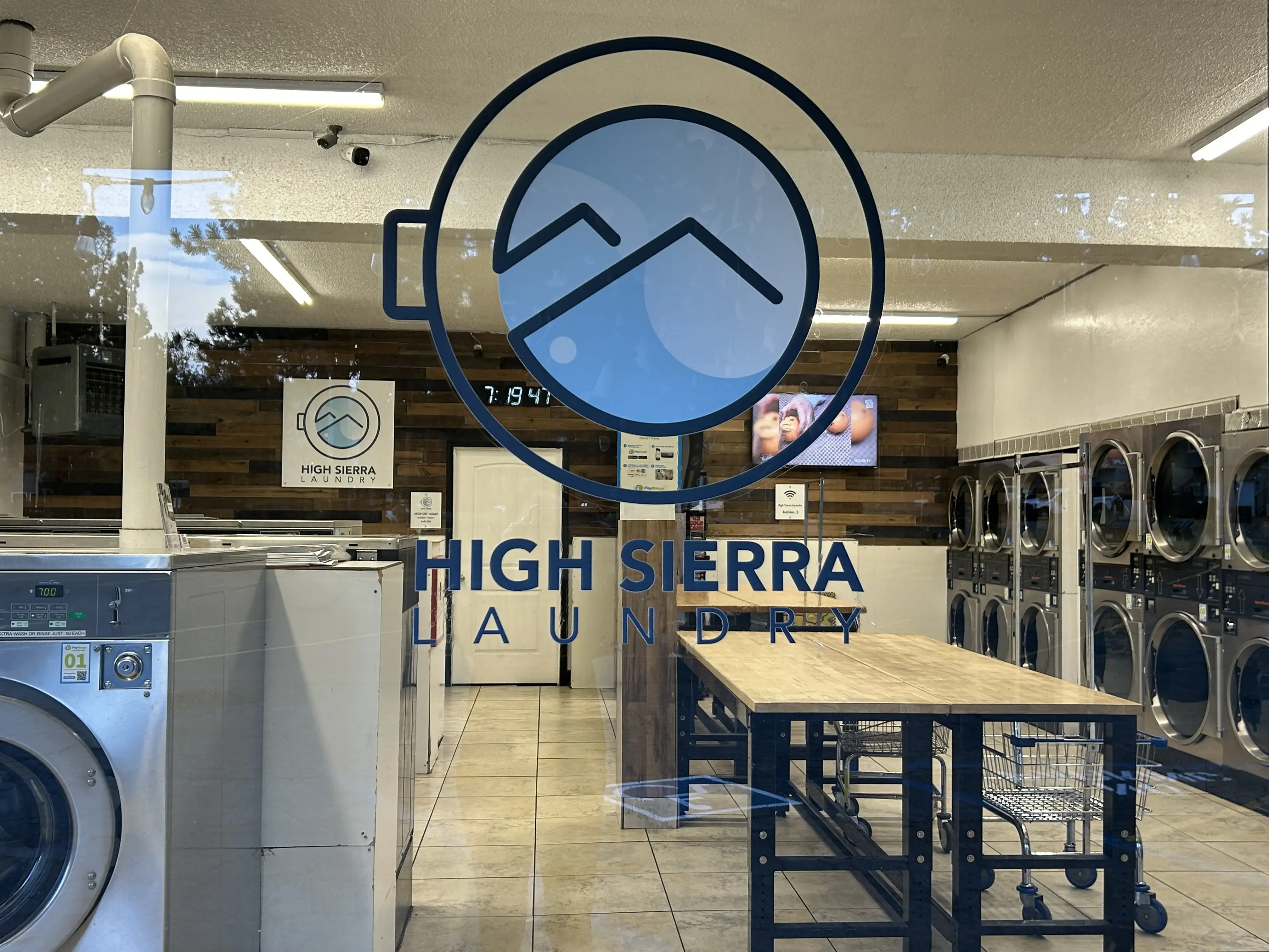High Sierra Laundry thumbnail 1