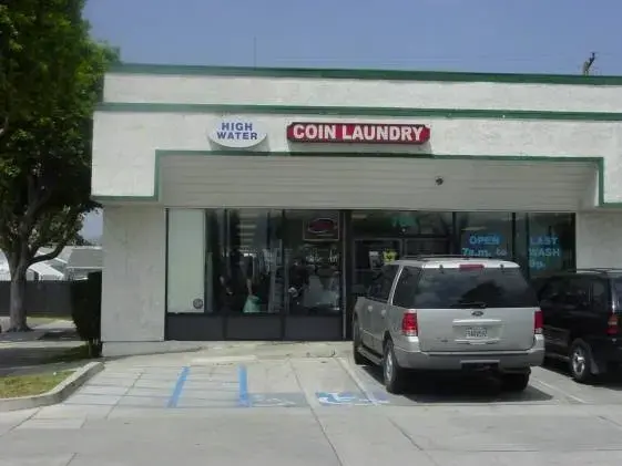 High Water Coin Laundry - Image 5