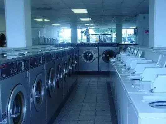 High Water Coin Laundry thumbnail 17