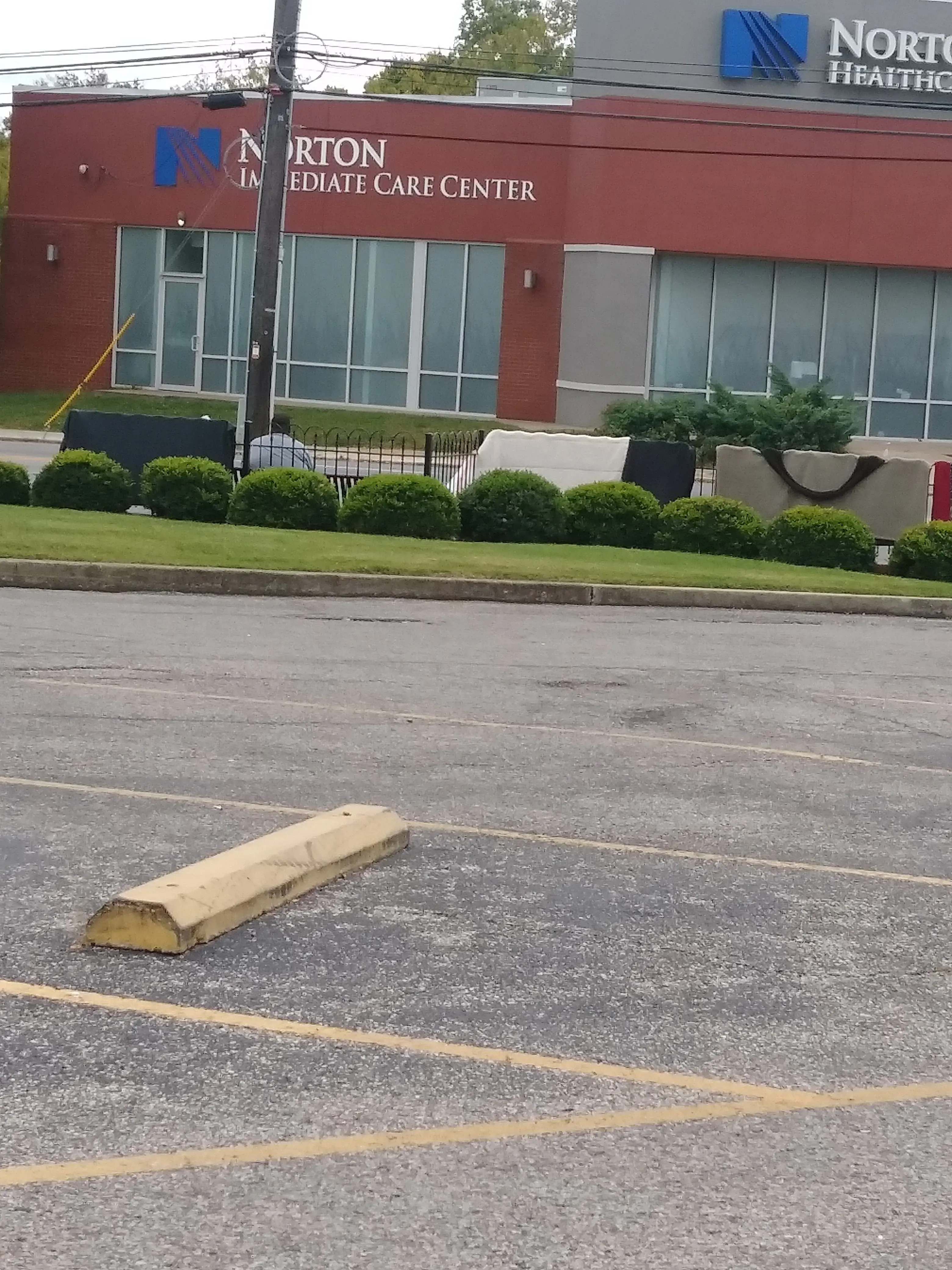 Highland Cleaners thumbnail 10