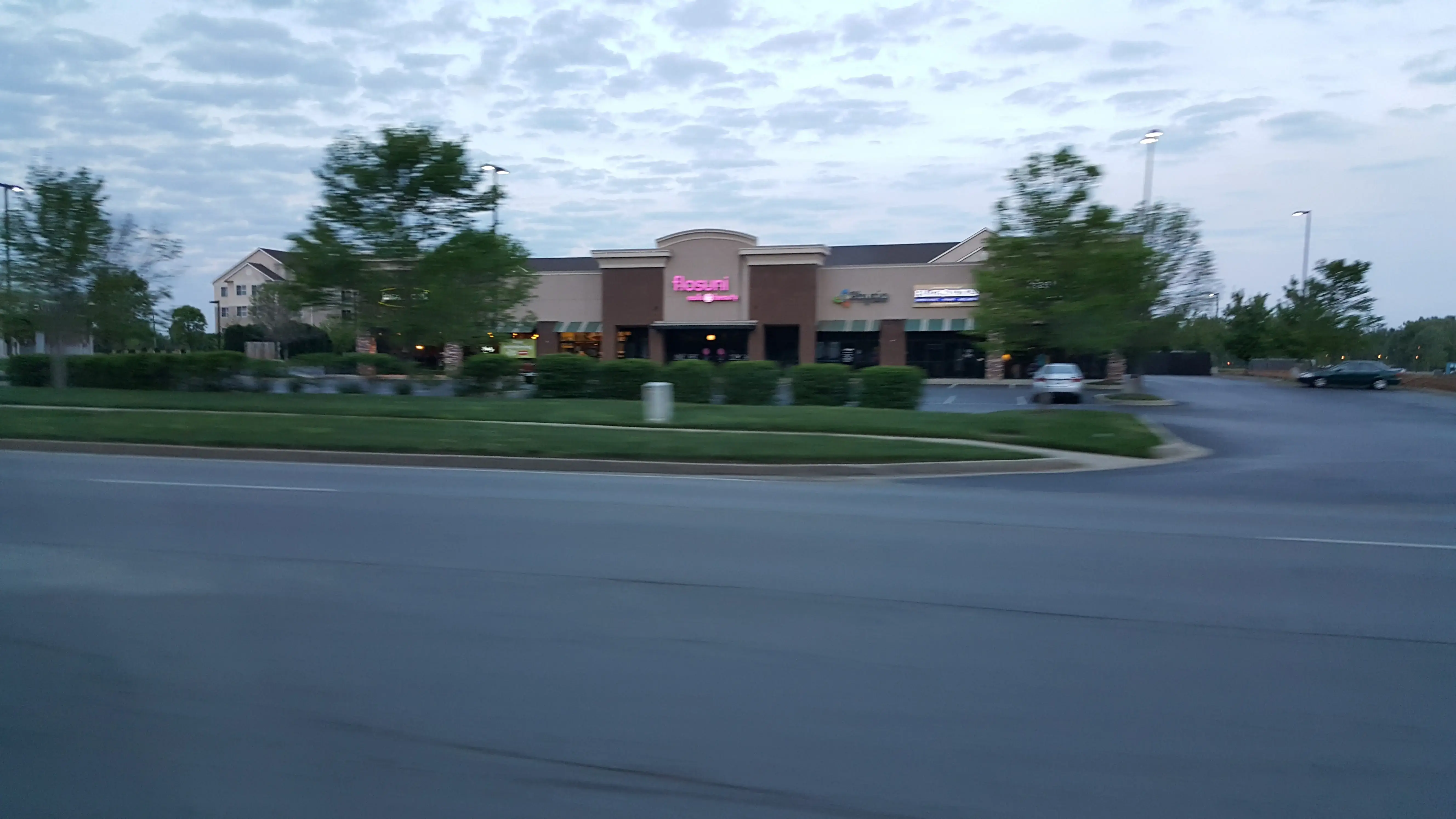Highland Cleaners thumbnail 2