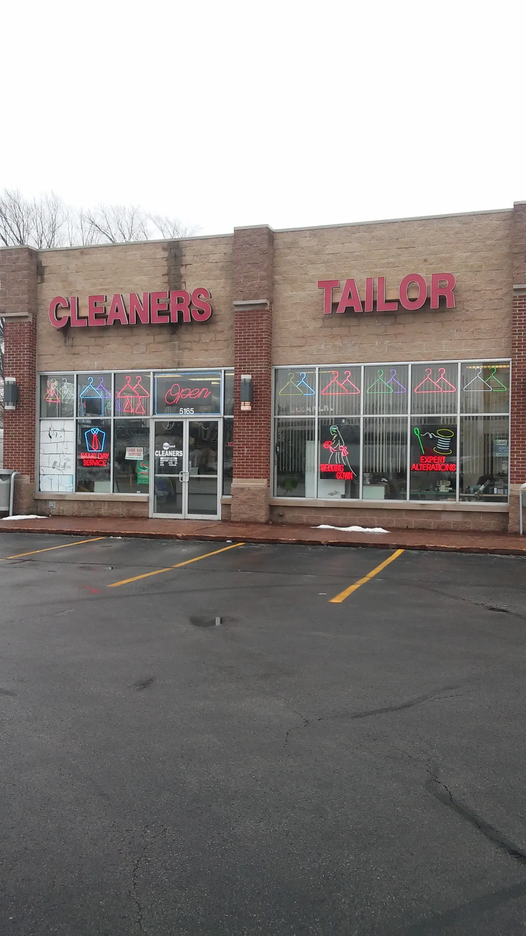 Highland Cleaners location
