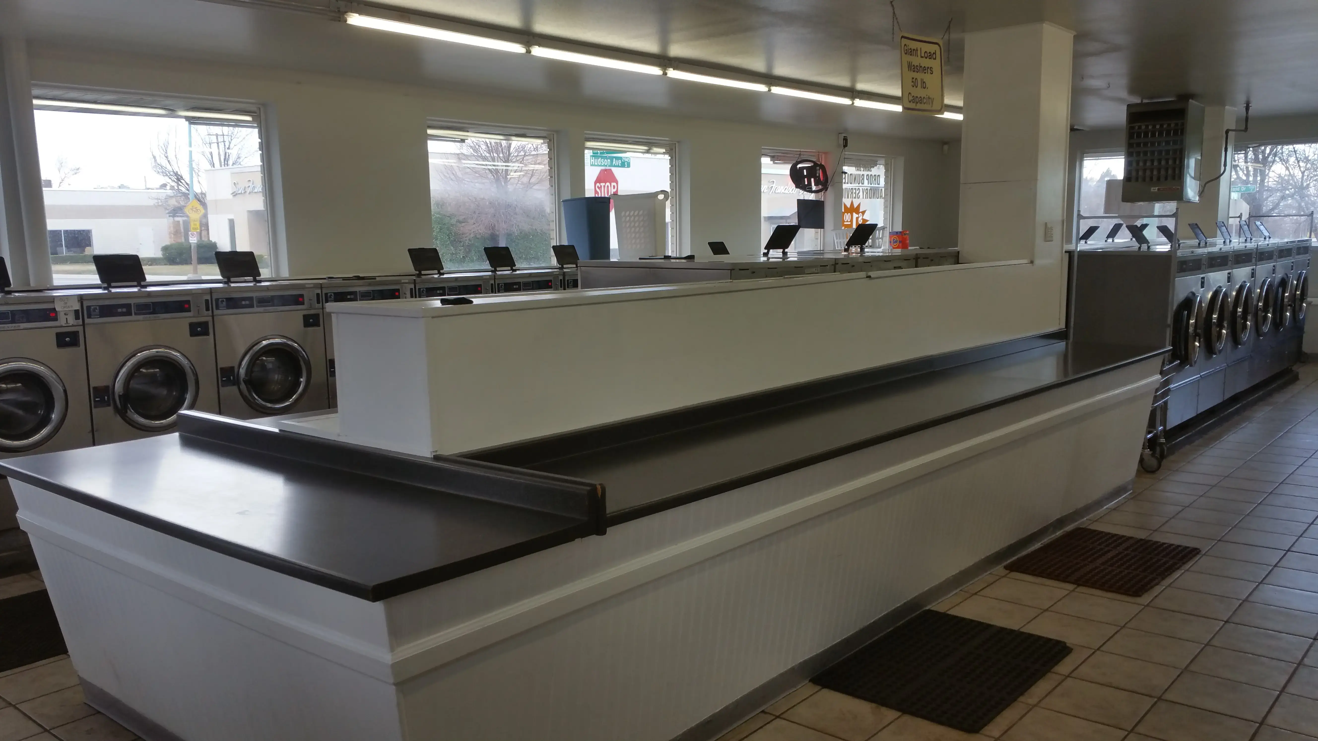 Highland Coin Laundry thumbnail 9