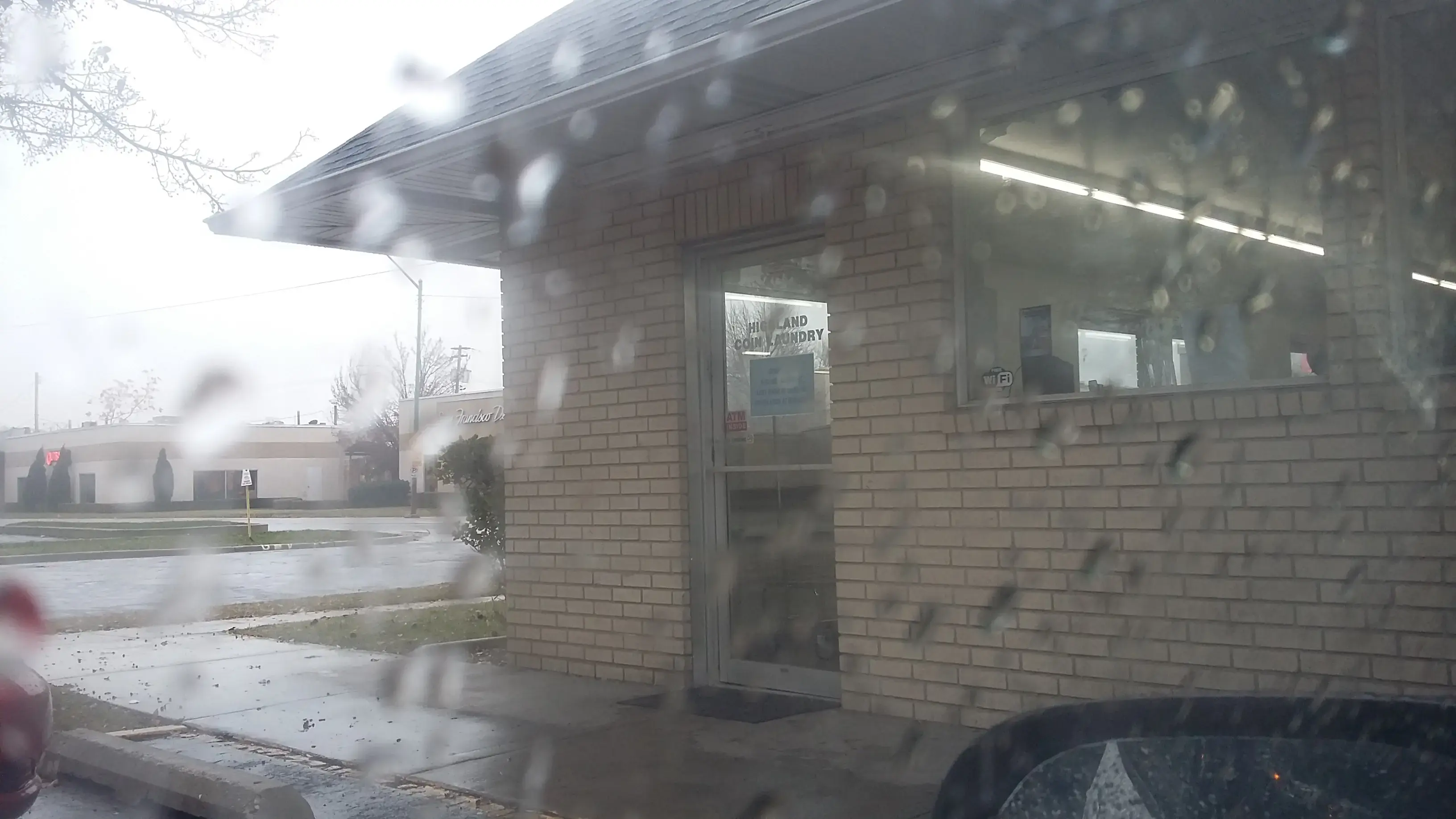 Highland Coin Laundry thumbnail 17