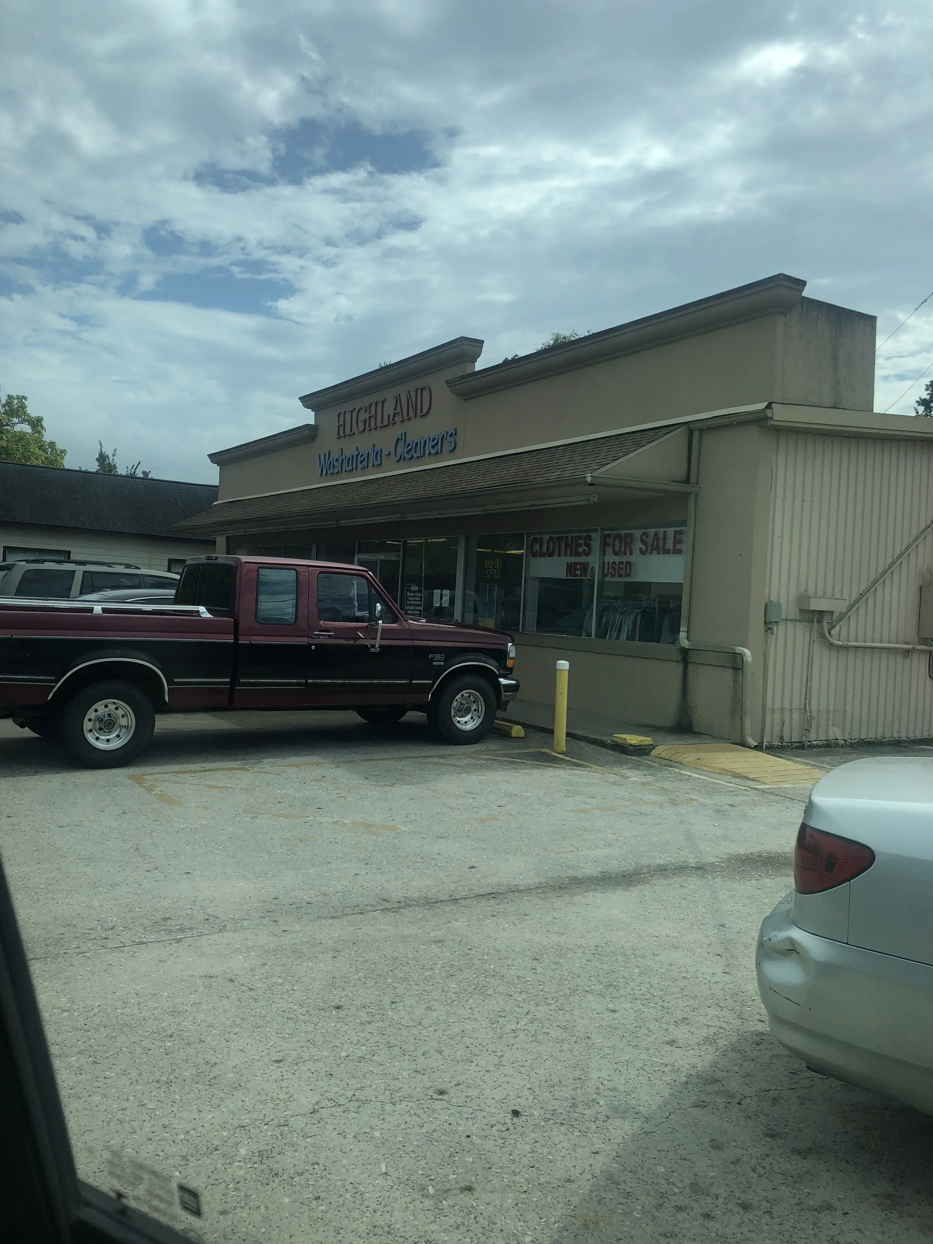 Highland Washateria thumbnail 9