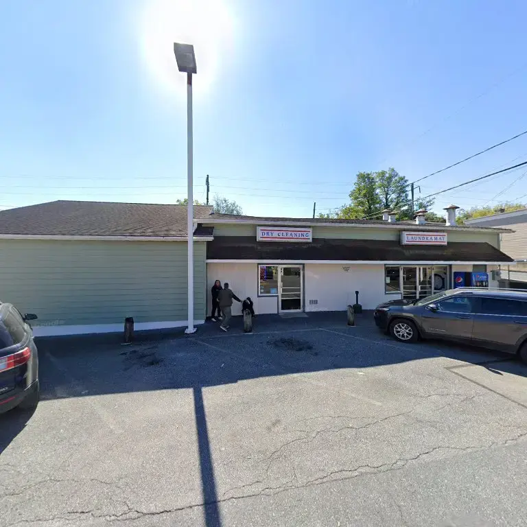 Highlander Cleaners thumbnail 9